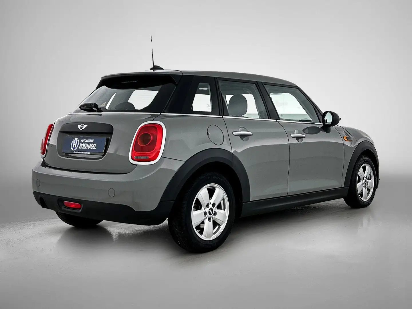 MINI One Mini 1.2 Business | Navigatie | Airco | Cruise Con Gris - 2