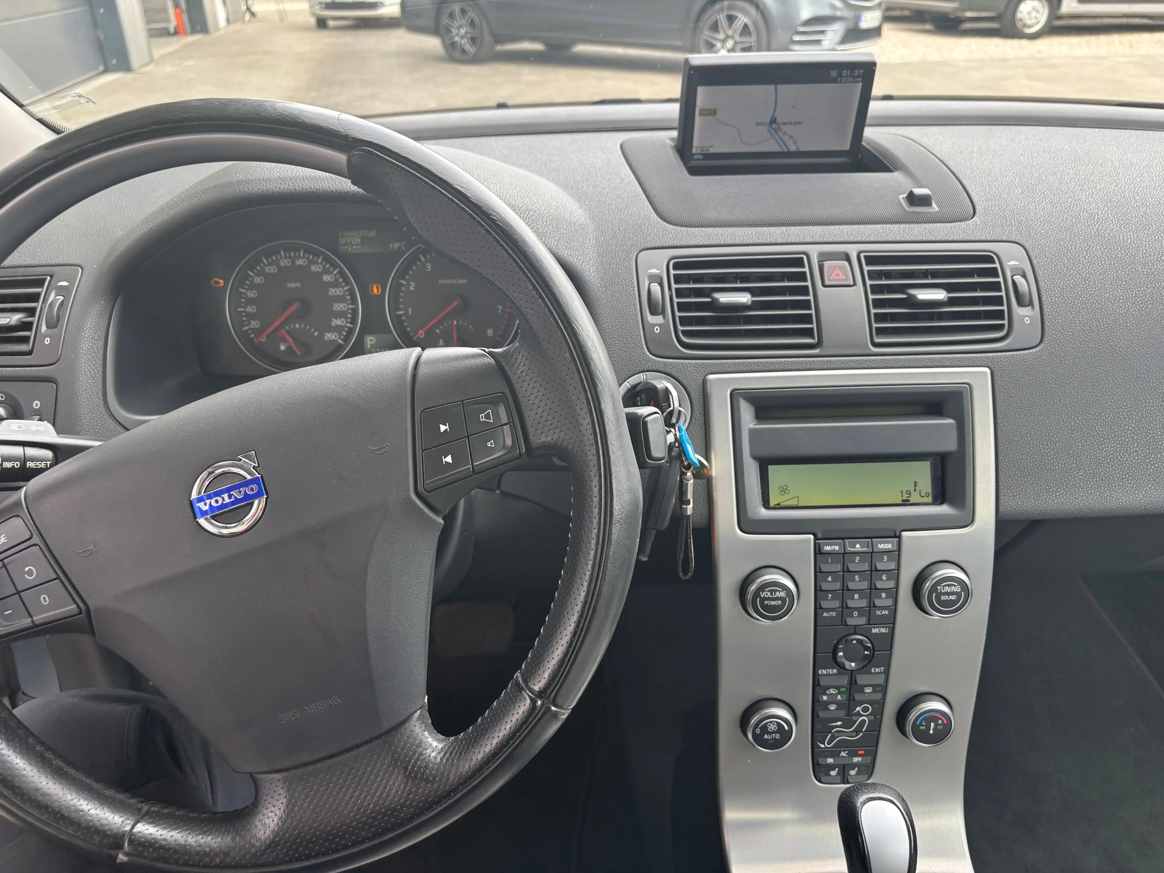 Volvo C70 C70 Cabrio 2.4 77tkm Tüv neu — photo 10