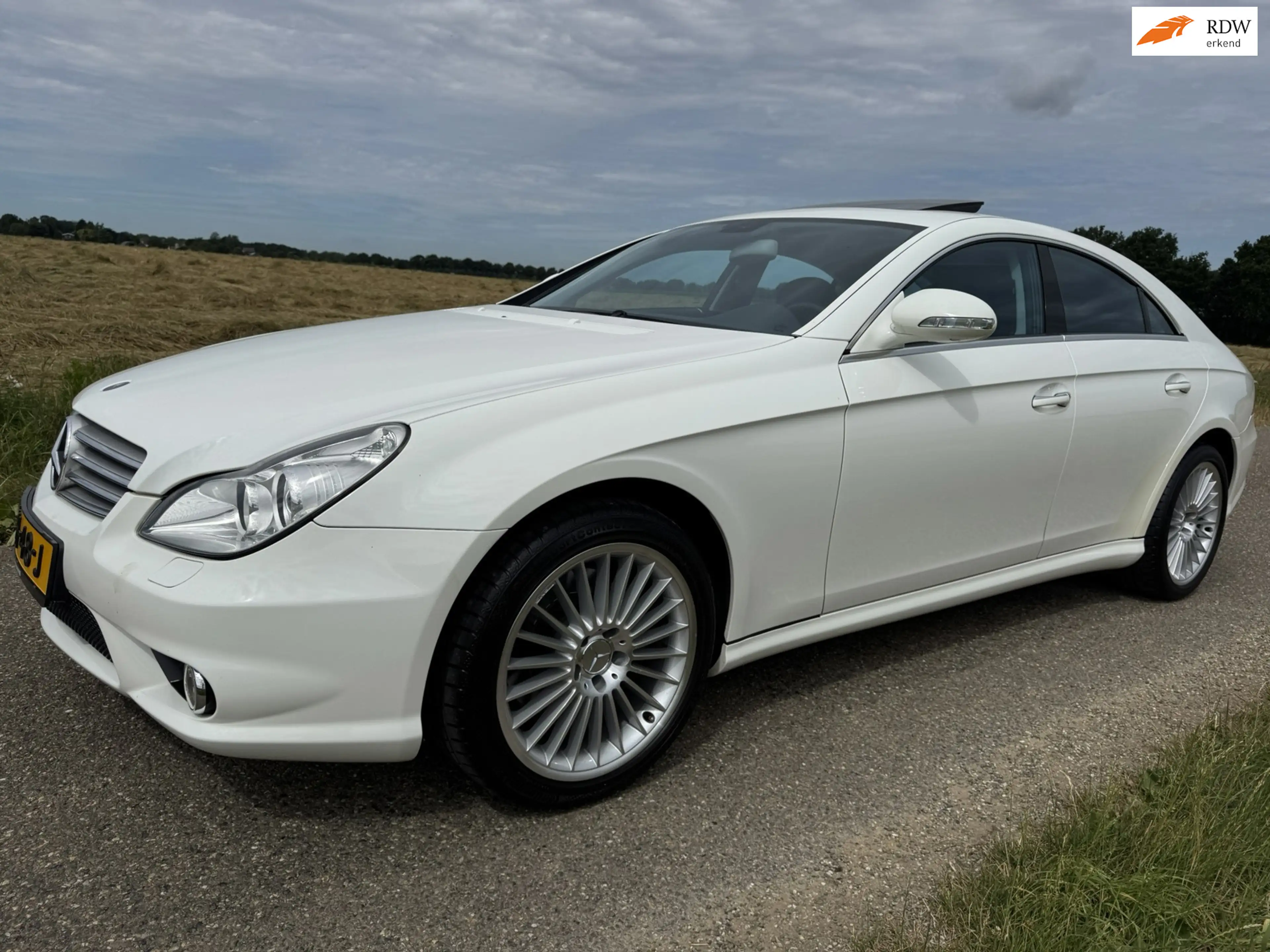 Mercedes-Benz CLS 500 500|uniek lage kmstand!|