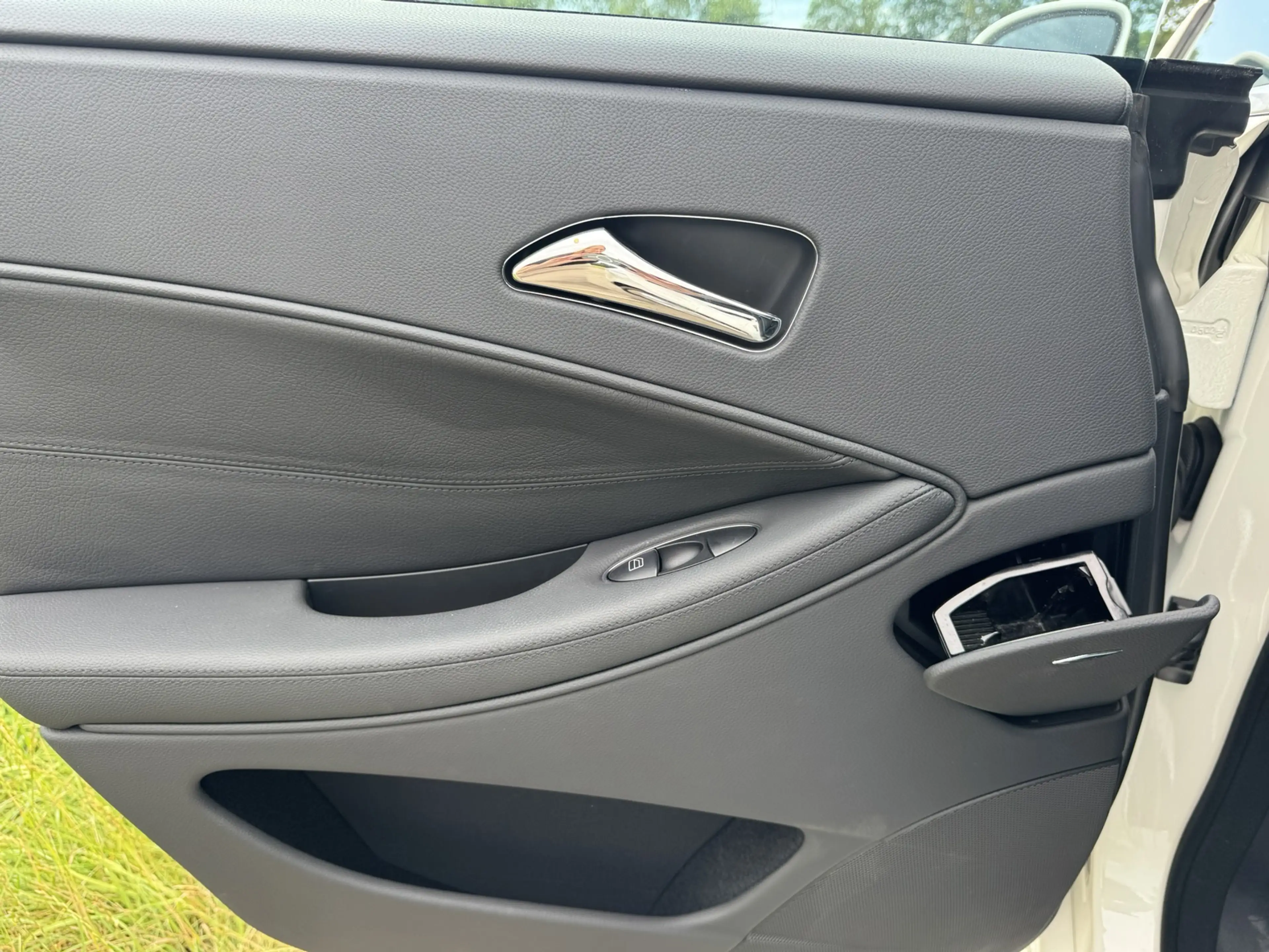 Mercedes-Benz CLS 500 500|uniek lage kmstand!| — photo 13