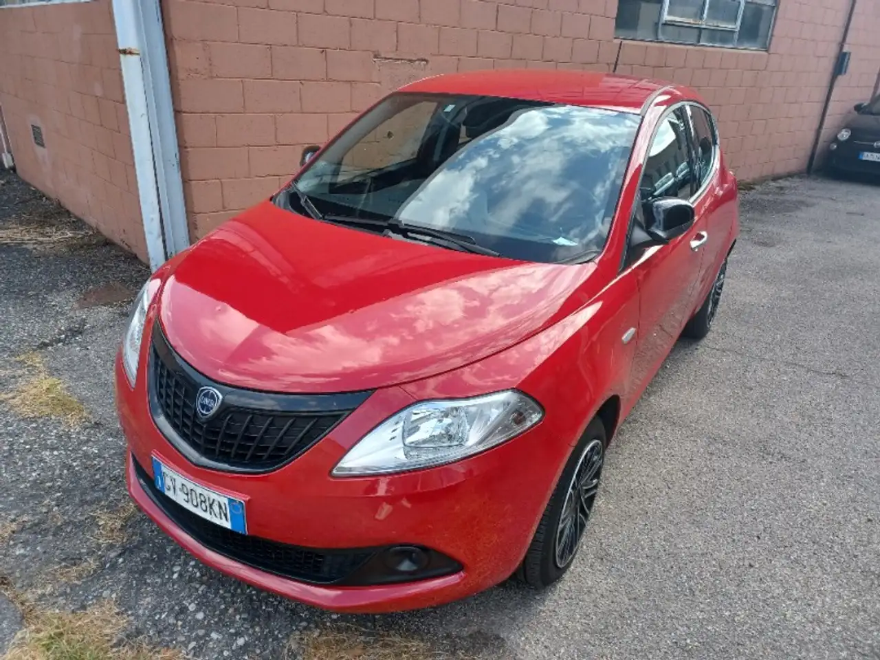 Lancia Ypsilon