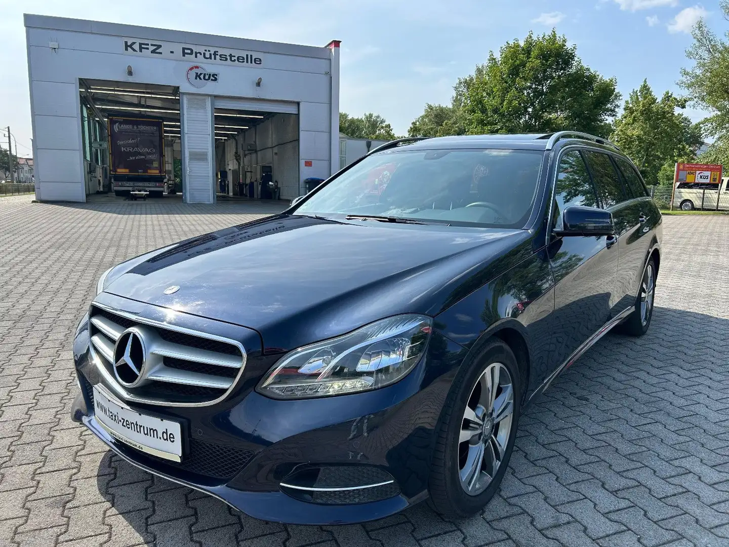 Mercedes-Benz E 220 E220d Kombi TAXI MIETWAGEN SDACH SHEFT AHK LEDER Blu/Azzurro - 1