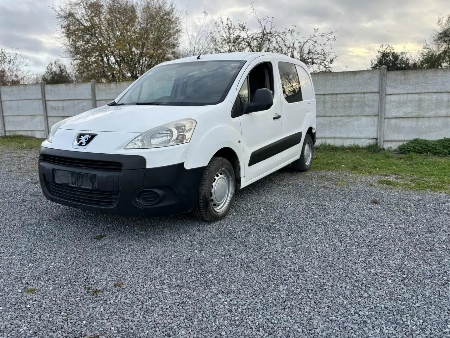 Peugeot Partner FGN 120 L1 1.6 HDI 90 CONFORT - 1