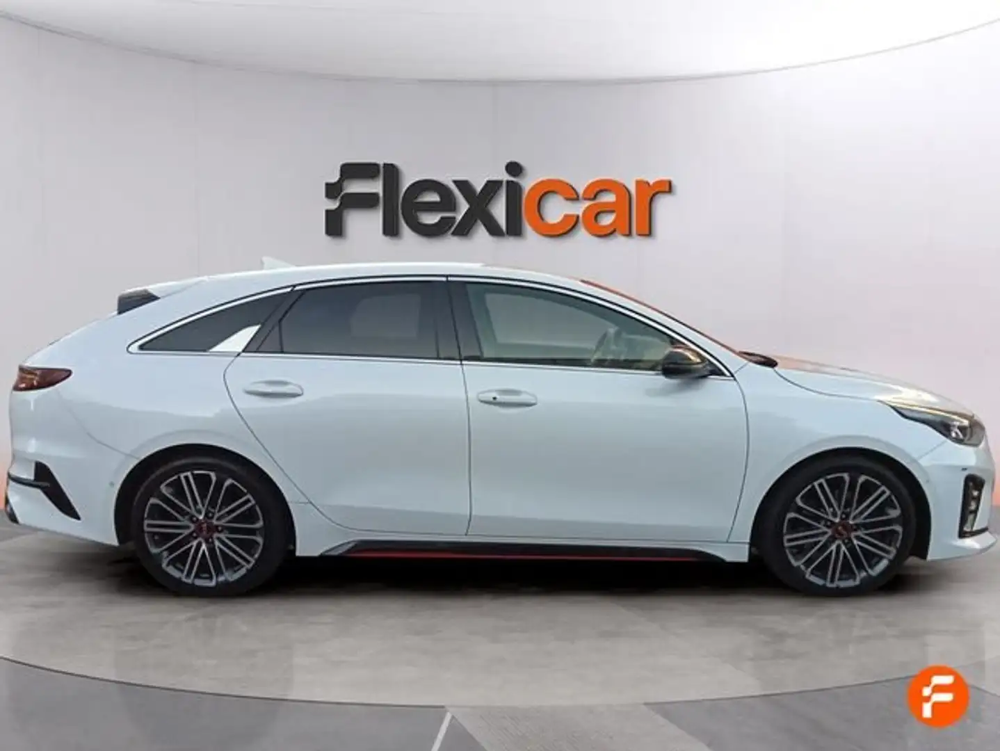 Kia ProCeed / pro_cee'd 1.6 T-GDI GT DCT Blanco - 2