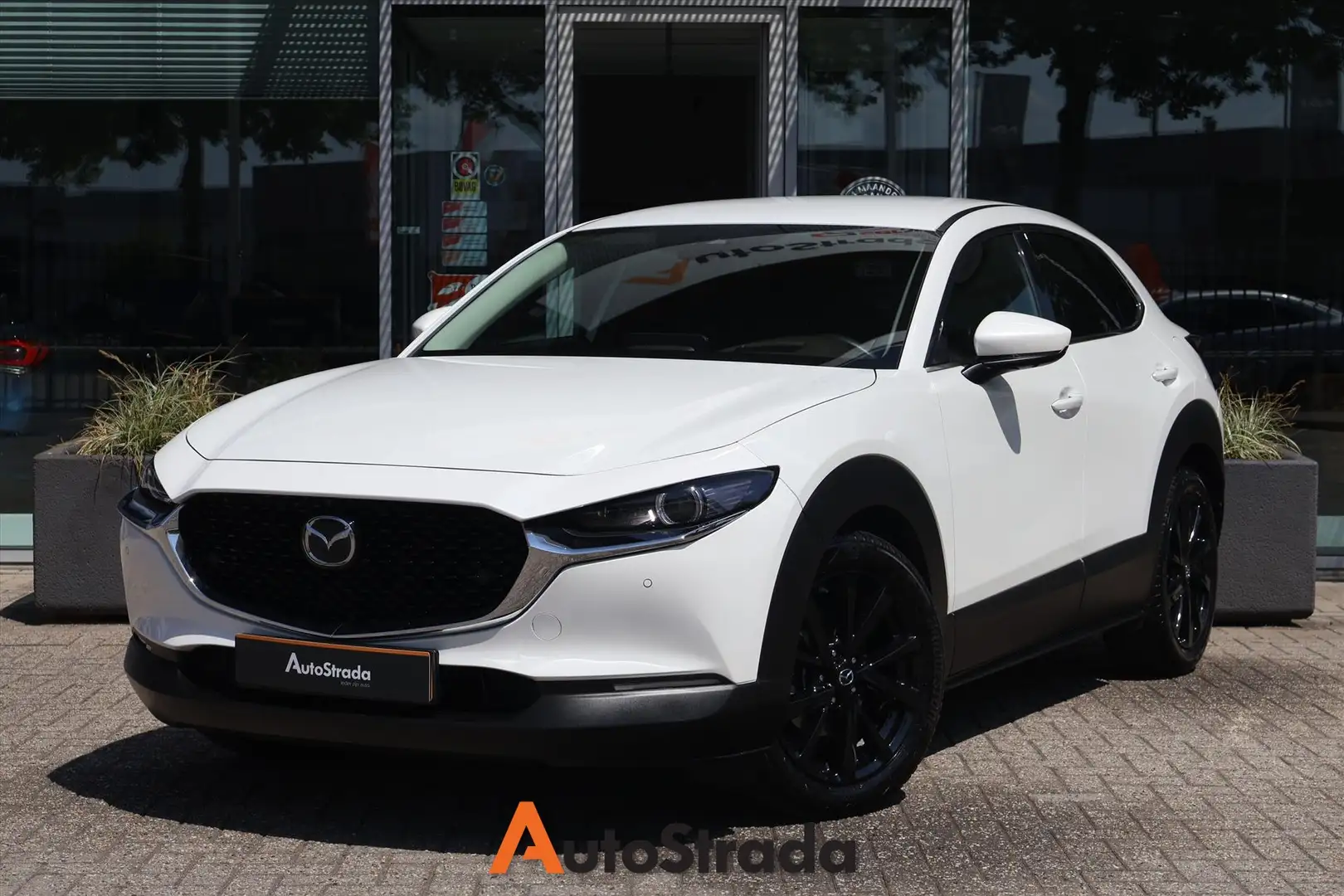 Mazda CX-30 E-Skyactiv X Luxury 186pk | Trekhaak | Stoelverwar Wit - 1