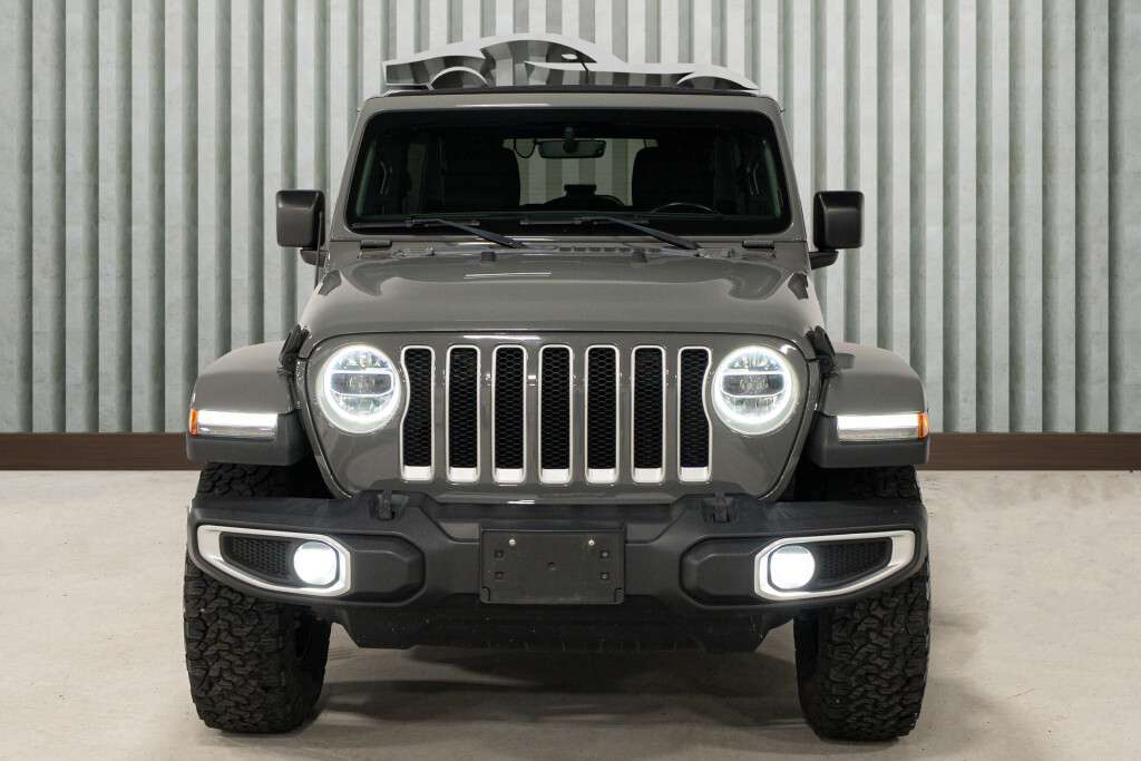 2021 Jeep Wrangler Unlimited Sahara | One Touch Roof | Carplay |Backu — снимка 1