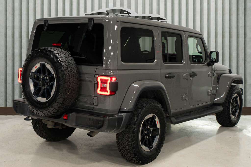 2021 Jeep Wrangler Unlimited Sahara | One Touch Roof | Carplay |Backu — снимка 1
