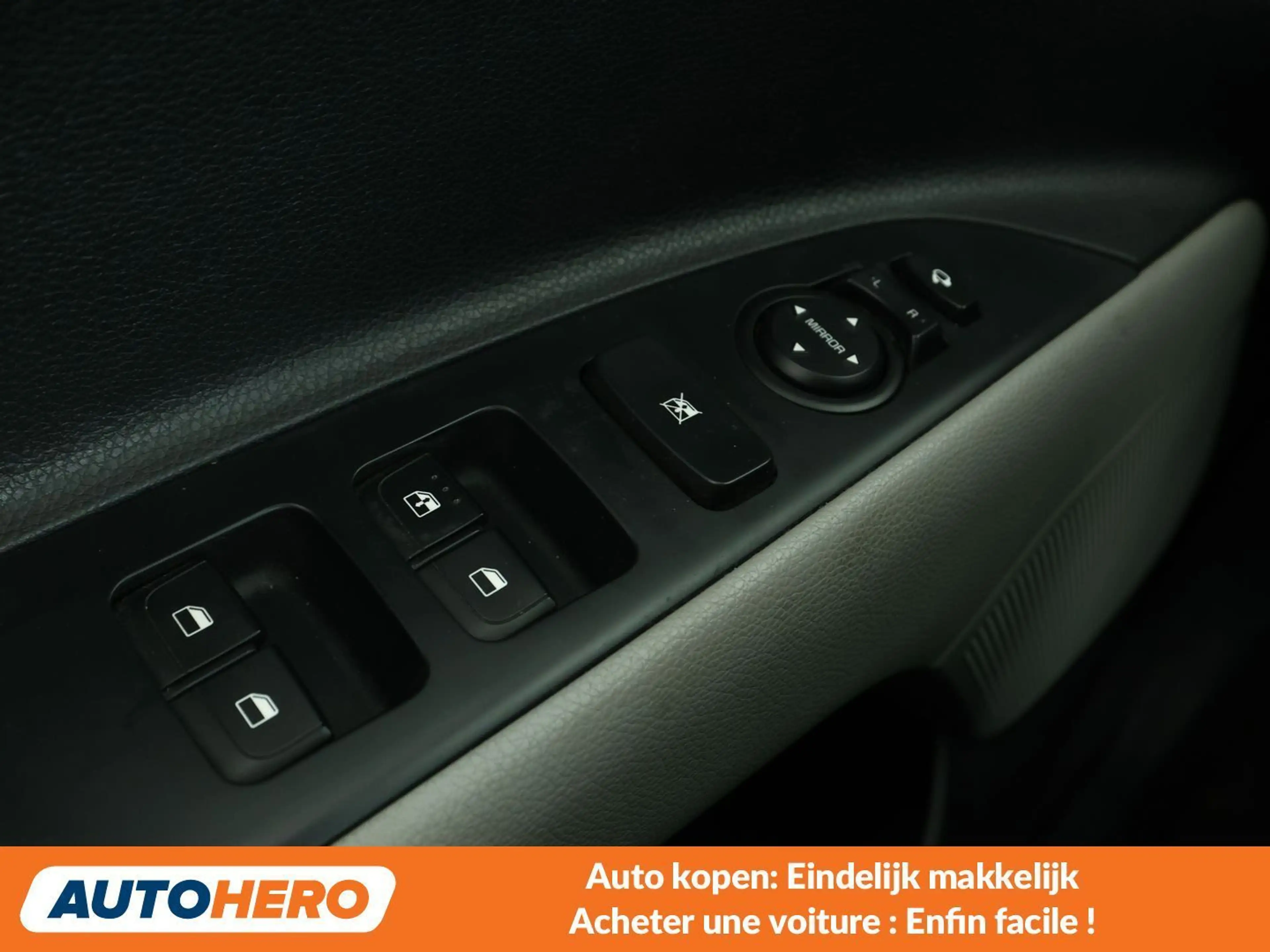 Kia Stonic 1.0 TGDI Platinum Edition — photo 15