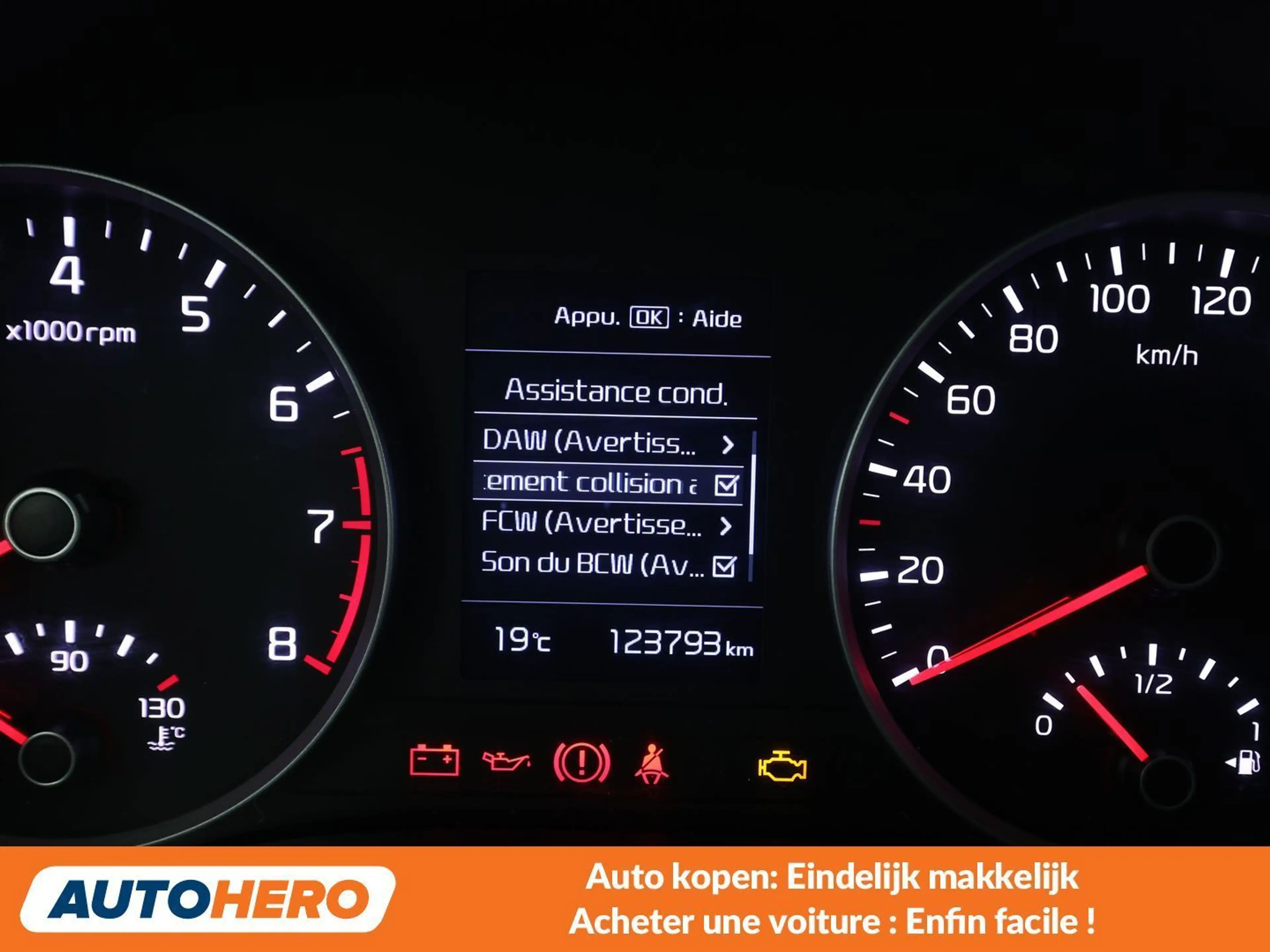 Kia Stonic 1.0 TGDI Platinum Edition — photo 12