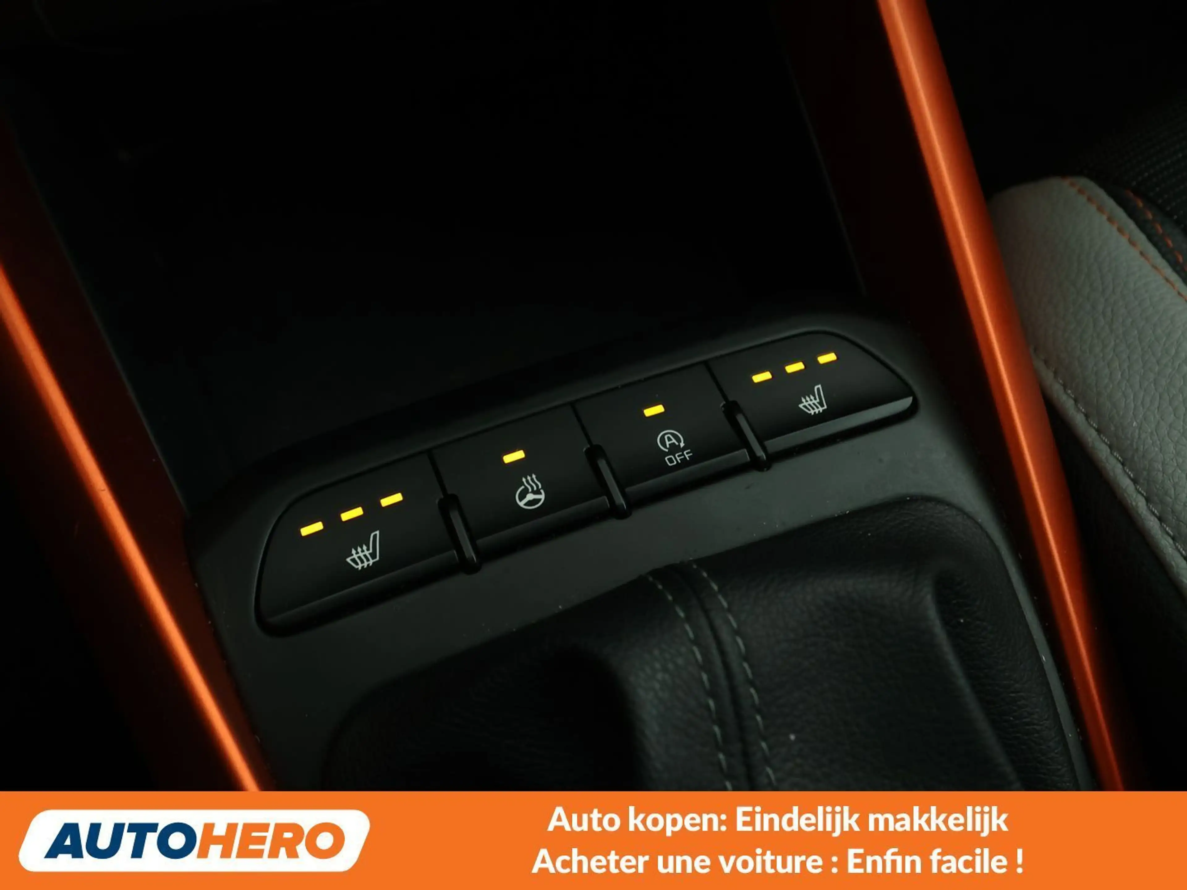 Kia Stonic 1.0 TGDI Platinum Edition — photo 11