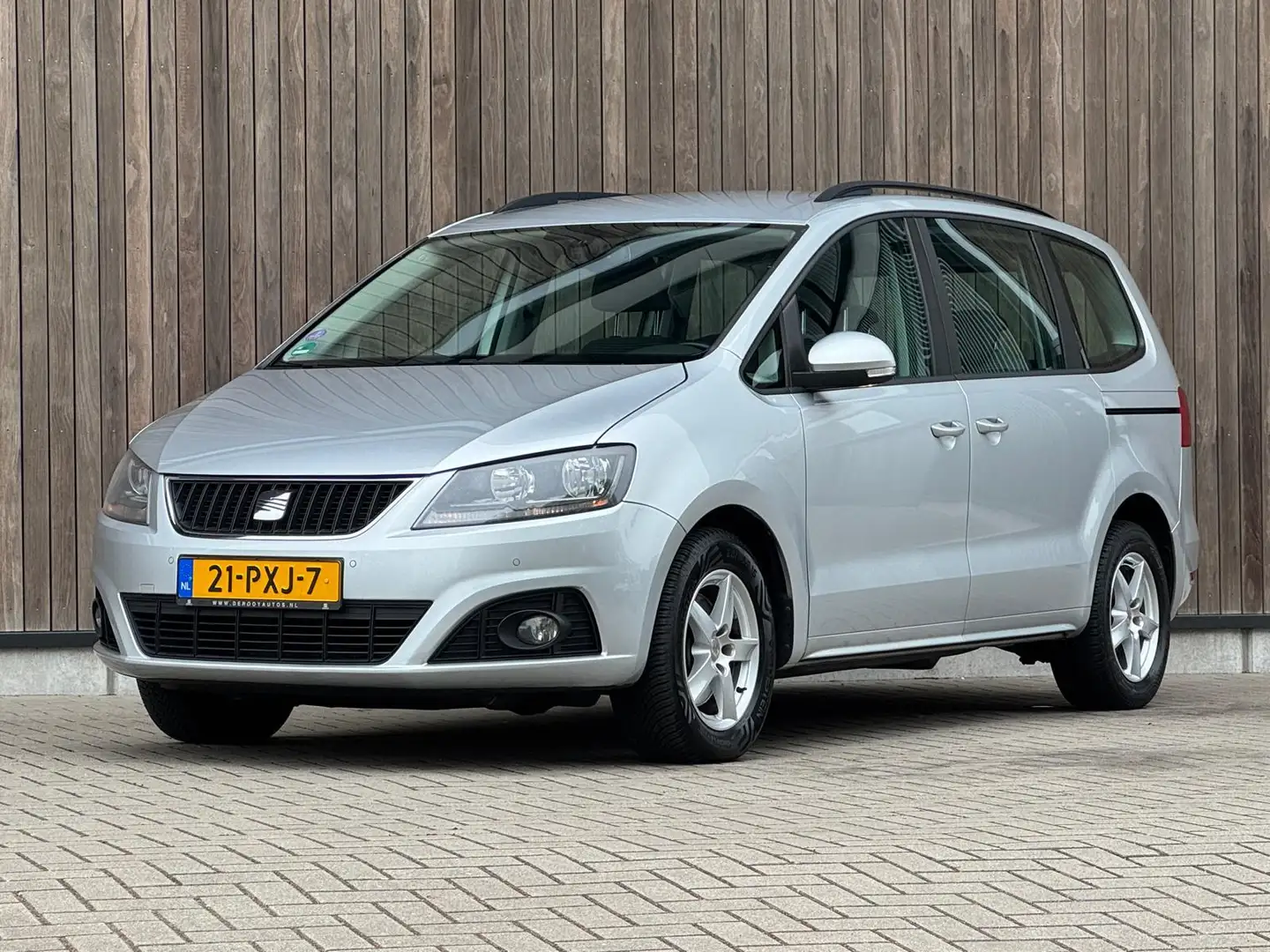 SEAT Alhambra 1.4 TSI Style |Clima|Cruise|Trekhaak| Gris - 2
