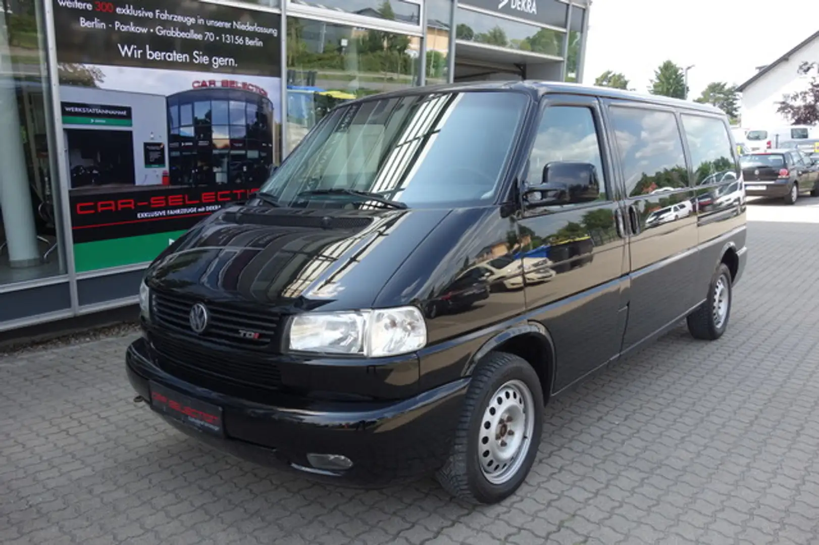 Volkswagen Caravelle 2.5 TDI Lang 2sTÜR/KLIMATR/AHK/8SITZER Noir - 1