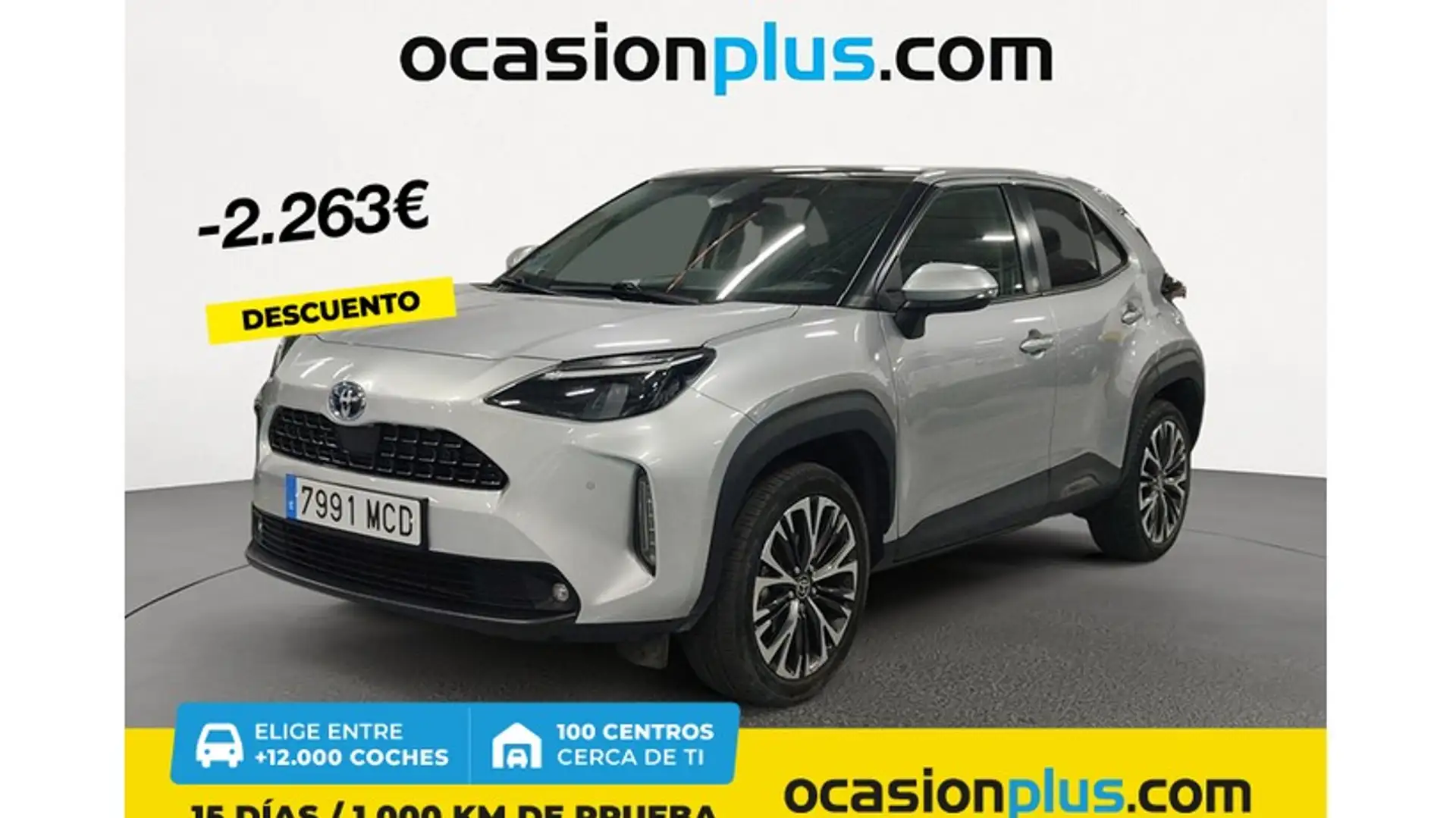 Toyota Yaris Cross 120H Style Plus Argent - 1