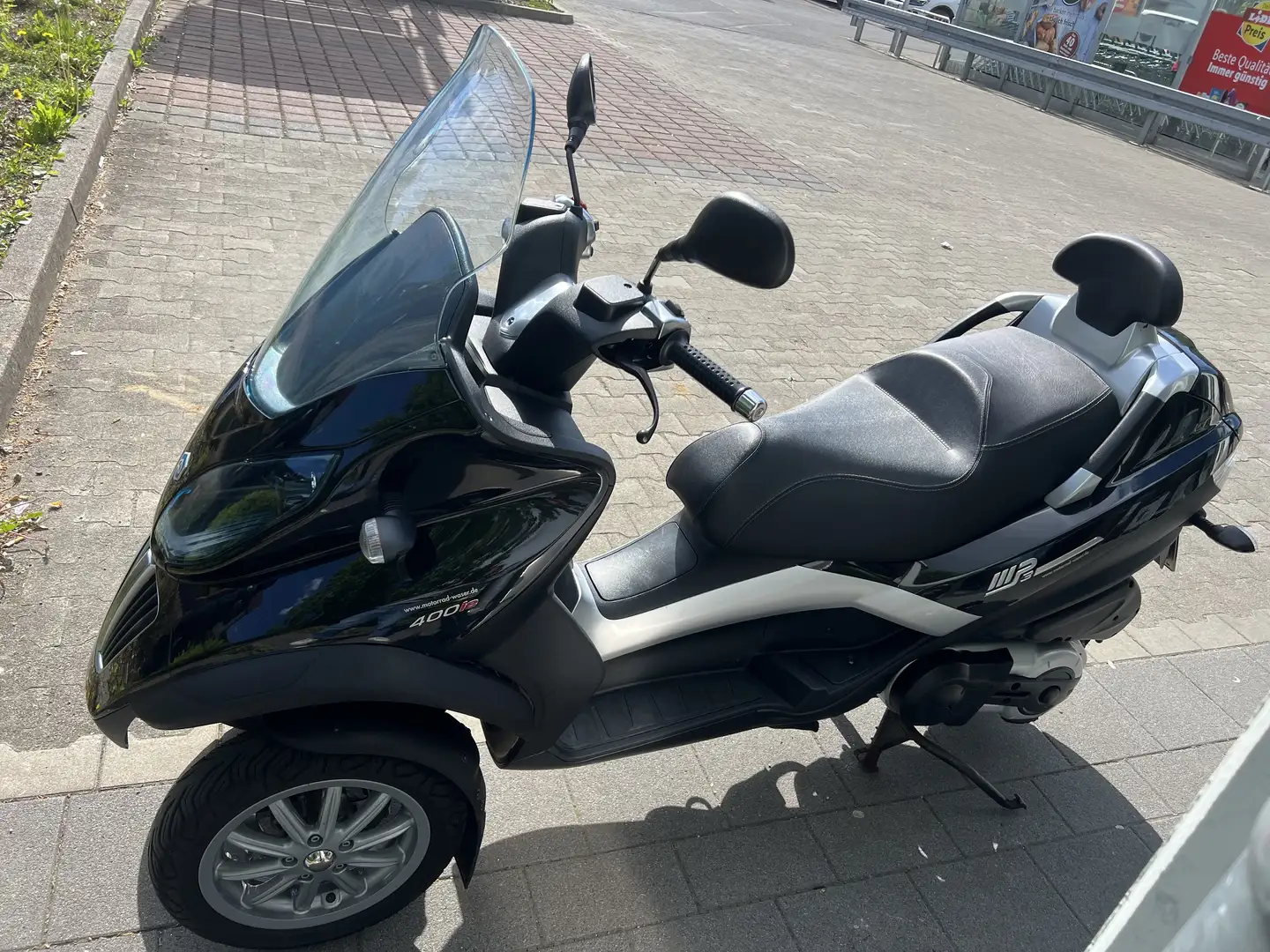 Piaggio MP3 400 Piaggio MP3 400ie LT - 2