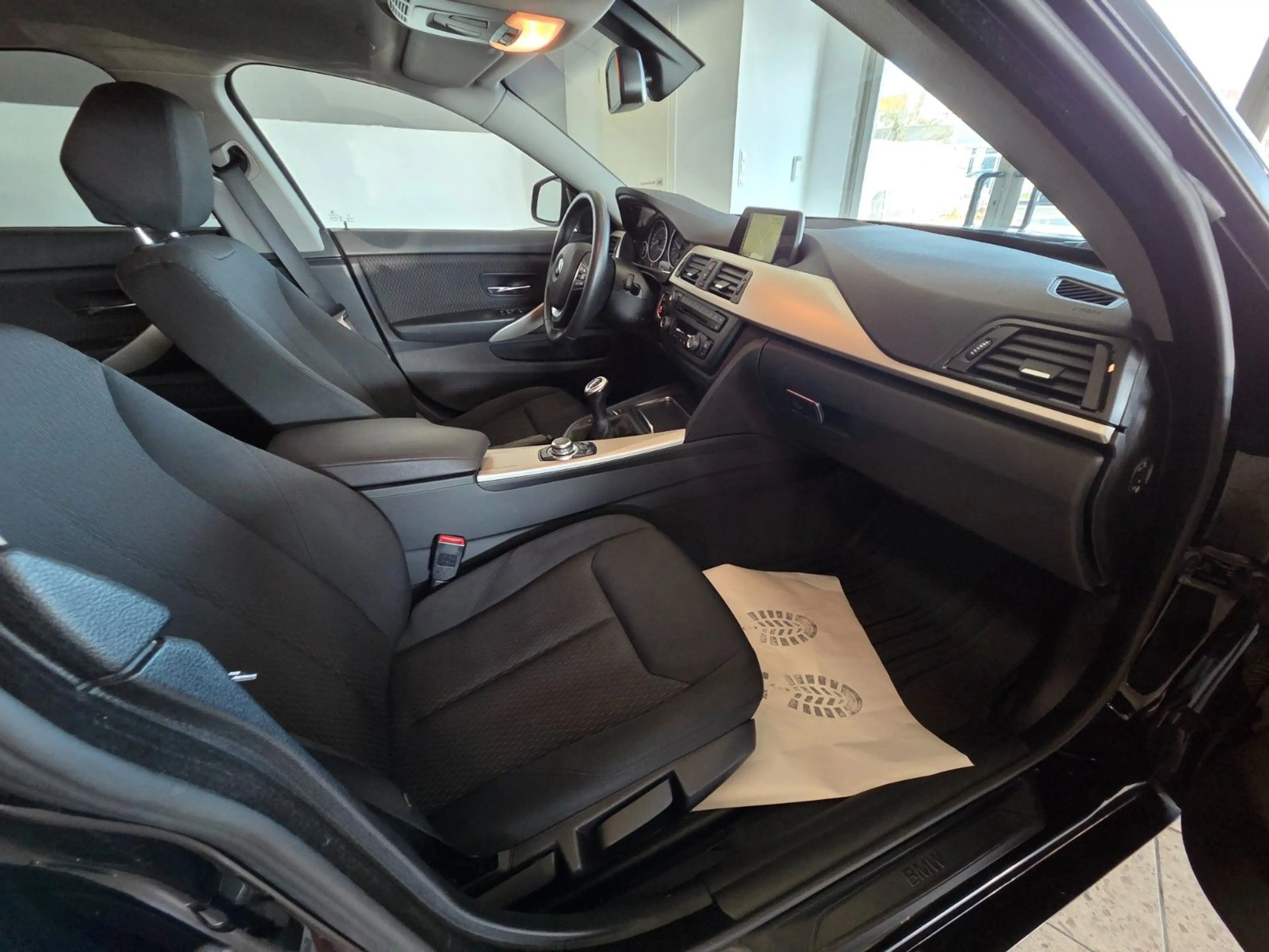 BMW 418 Baureihe 4 Gran Coupe 418 d Advantage — photo 14
