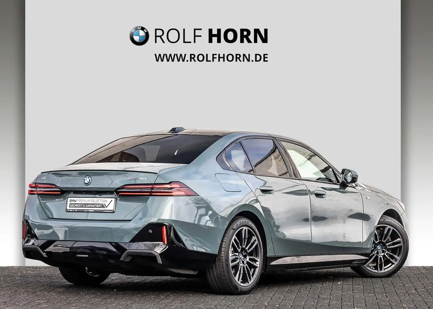 BMW i5 eDrive40 M Sportpaket Pano HUD B&W IconicGlow Vert - 2