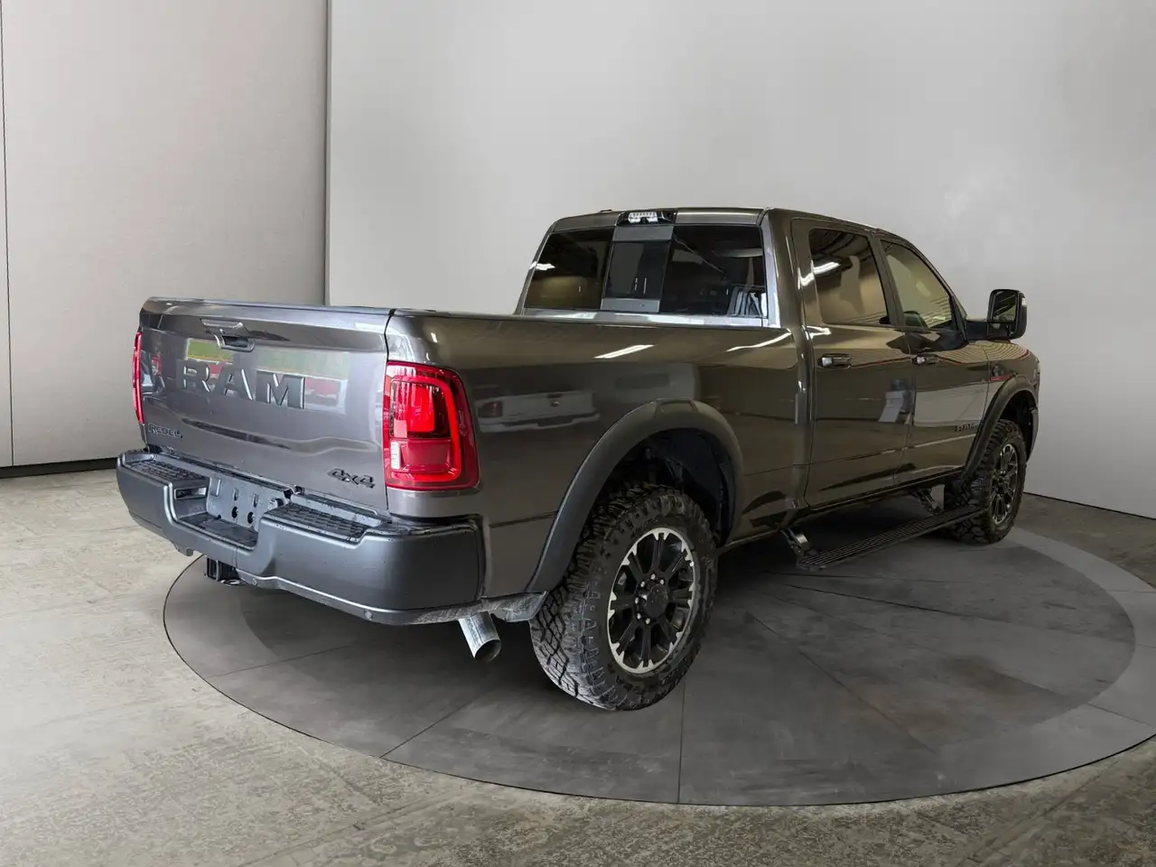 RAM 2500 снимка RAM 2500