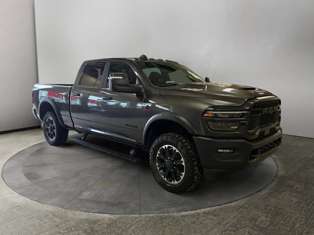 RAM 2500 снимка RAM 2500