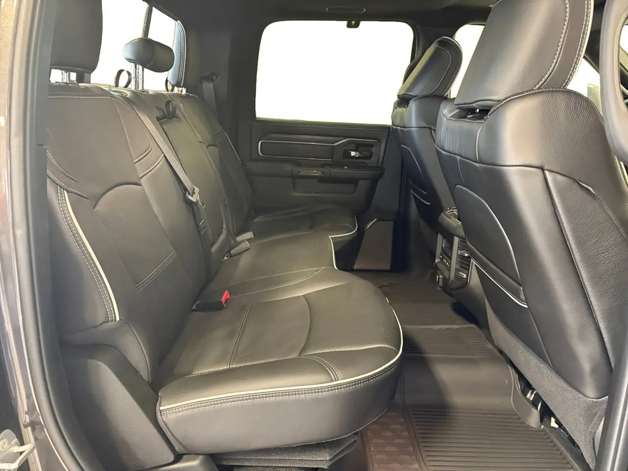 RAM 2500 снимка RAM 2500