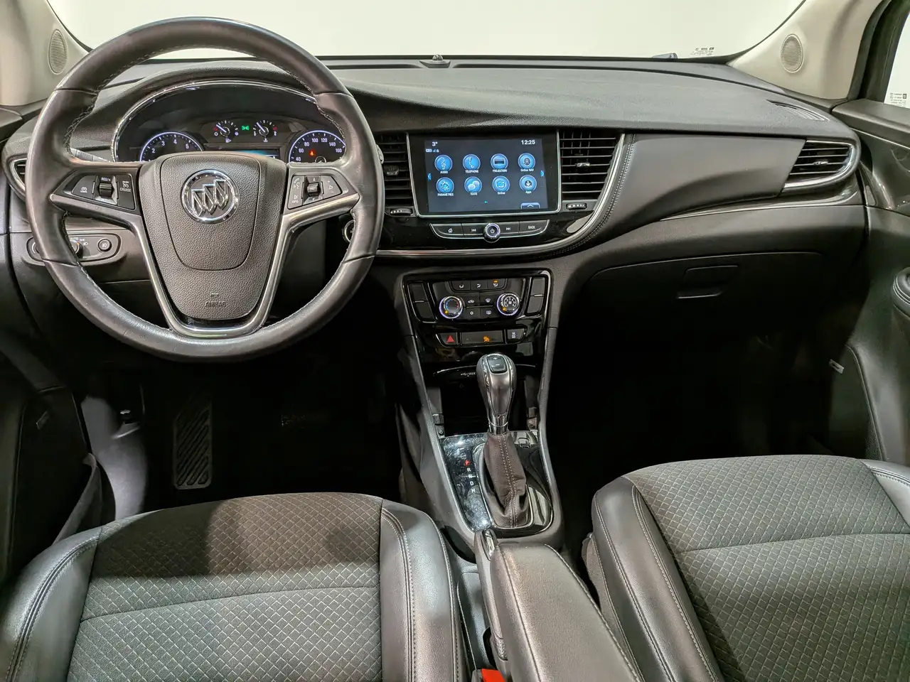 Buick Encore снимка Buick Encore