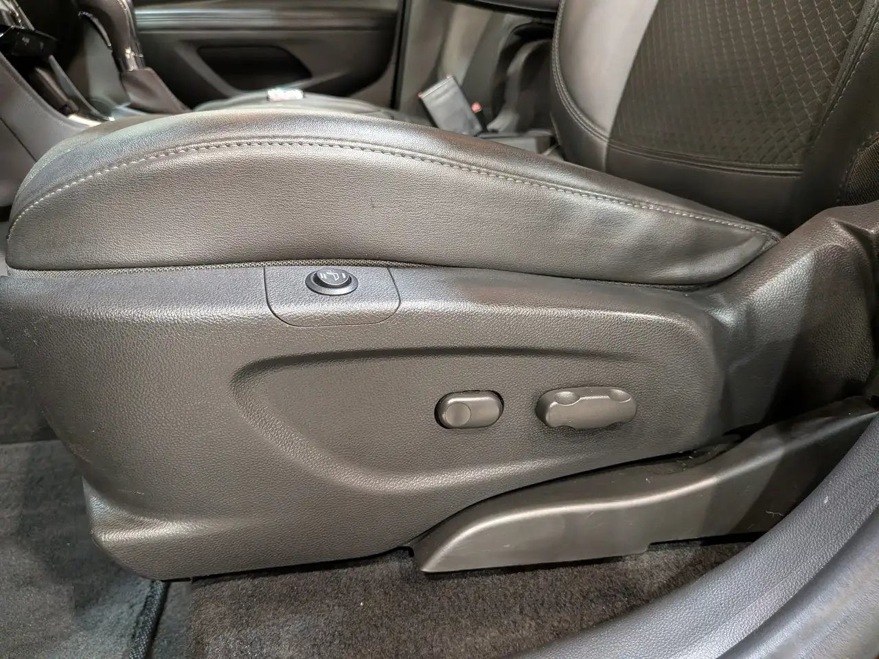 Buick Encore снимка Buick Encore