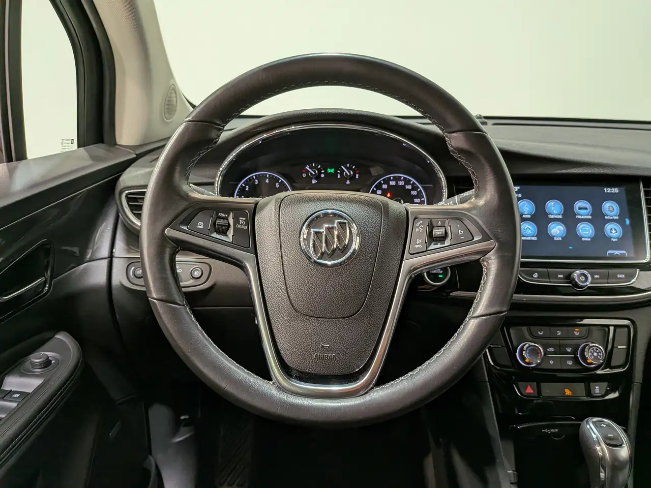 Buick Encore снимка Buick Encore