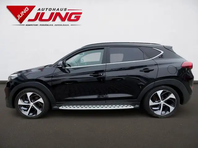 Hyundai Tucson view 4