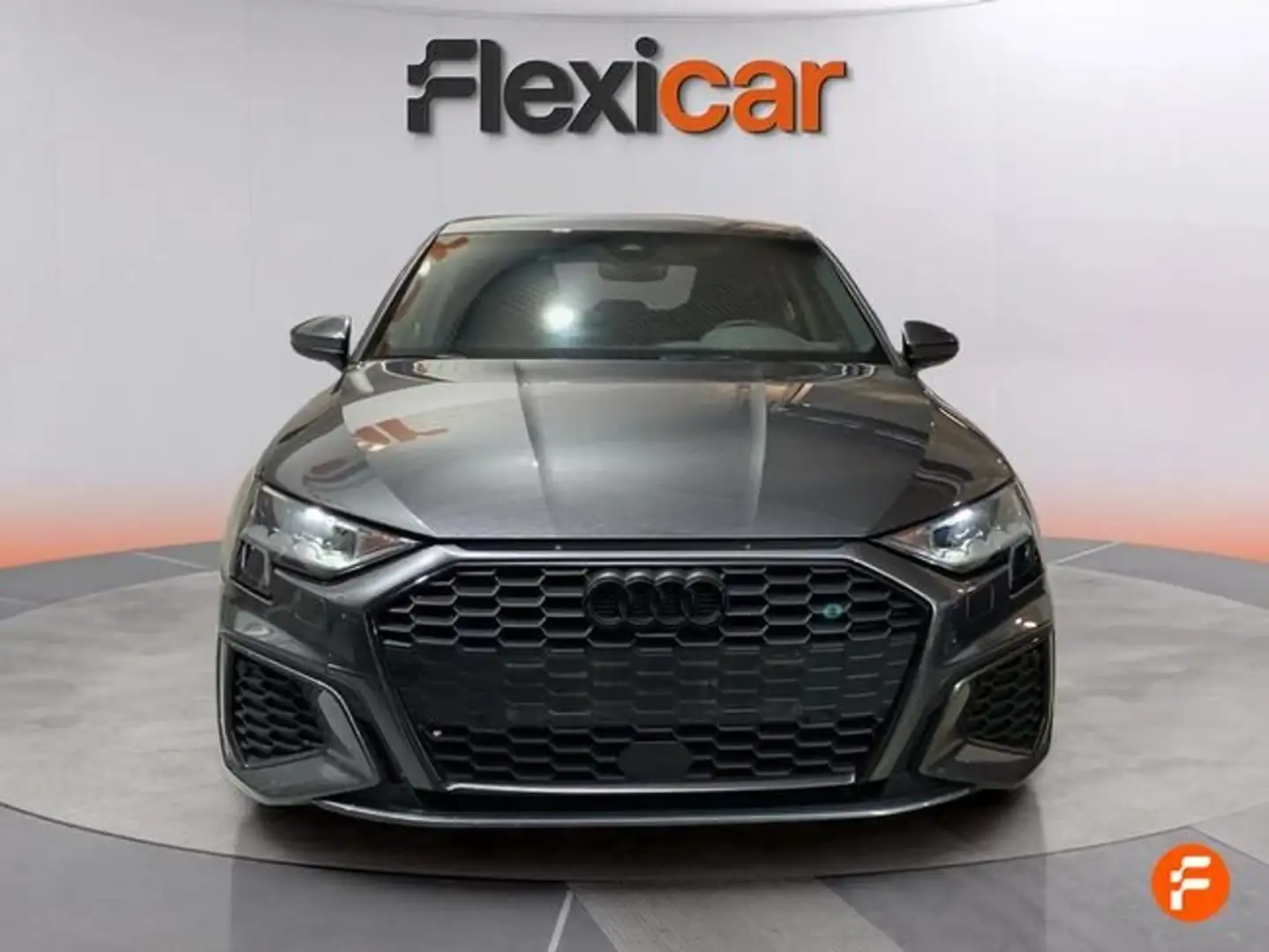 Audi A3 Sportback 40 TFSIe S line S tronic Gris - 2