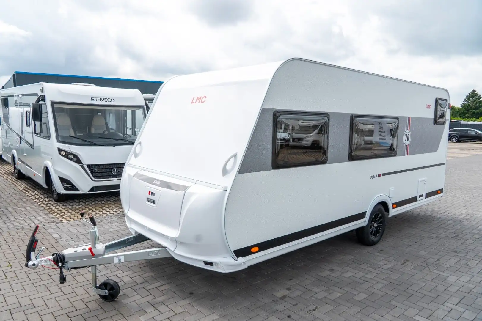 LMC Style 493 K *70Jahre*Alufelgen*Etagenbetten* Bianco - 2