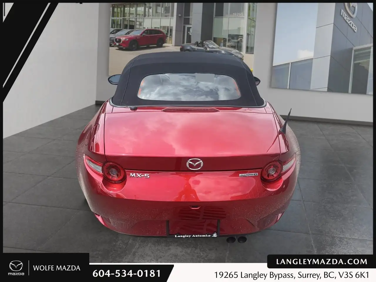 Mazda MX-5 Miata снимка Mazda MX-5 Miata