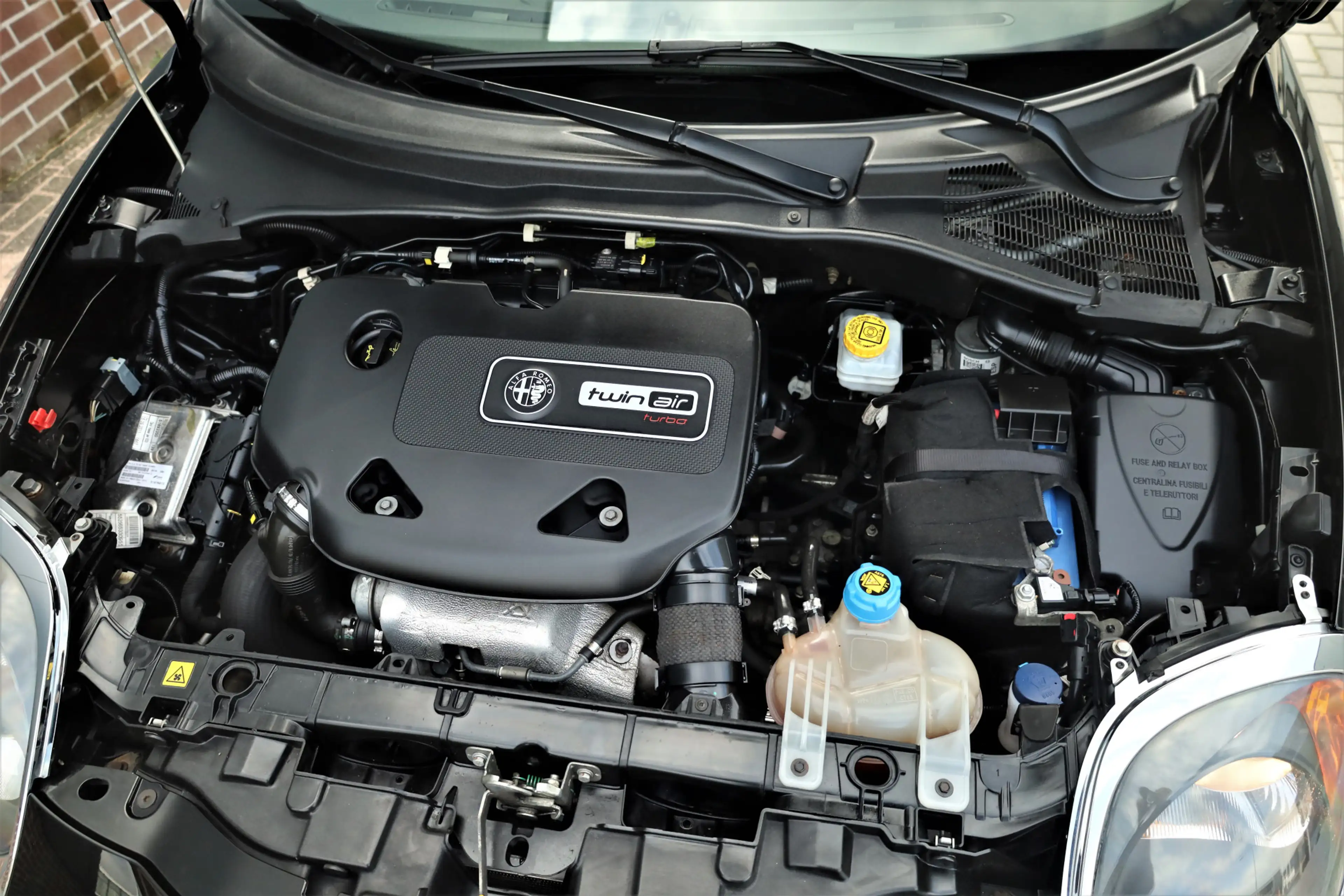 Alfa Romeo MiTo 0.9 TwinAir Esclusivo — photo 8