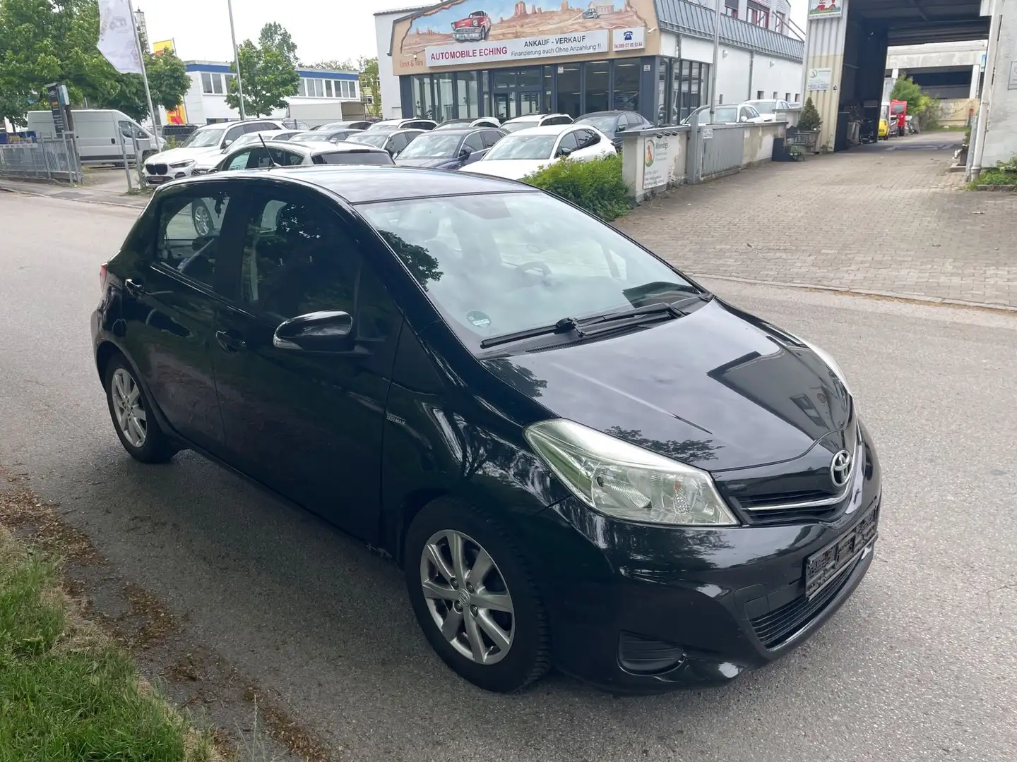 Toyota Yaris 1.4 D-4D Cool*Klima*EU5*AHK* Negro - 2
