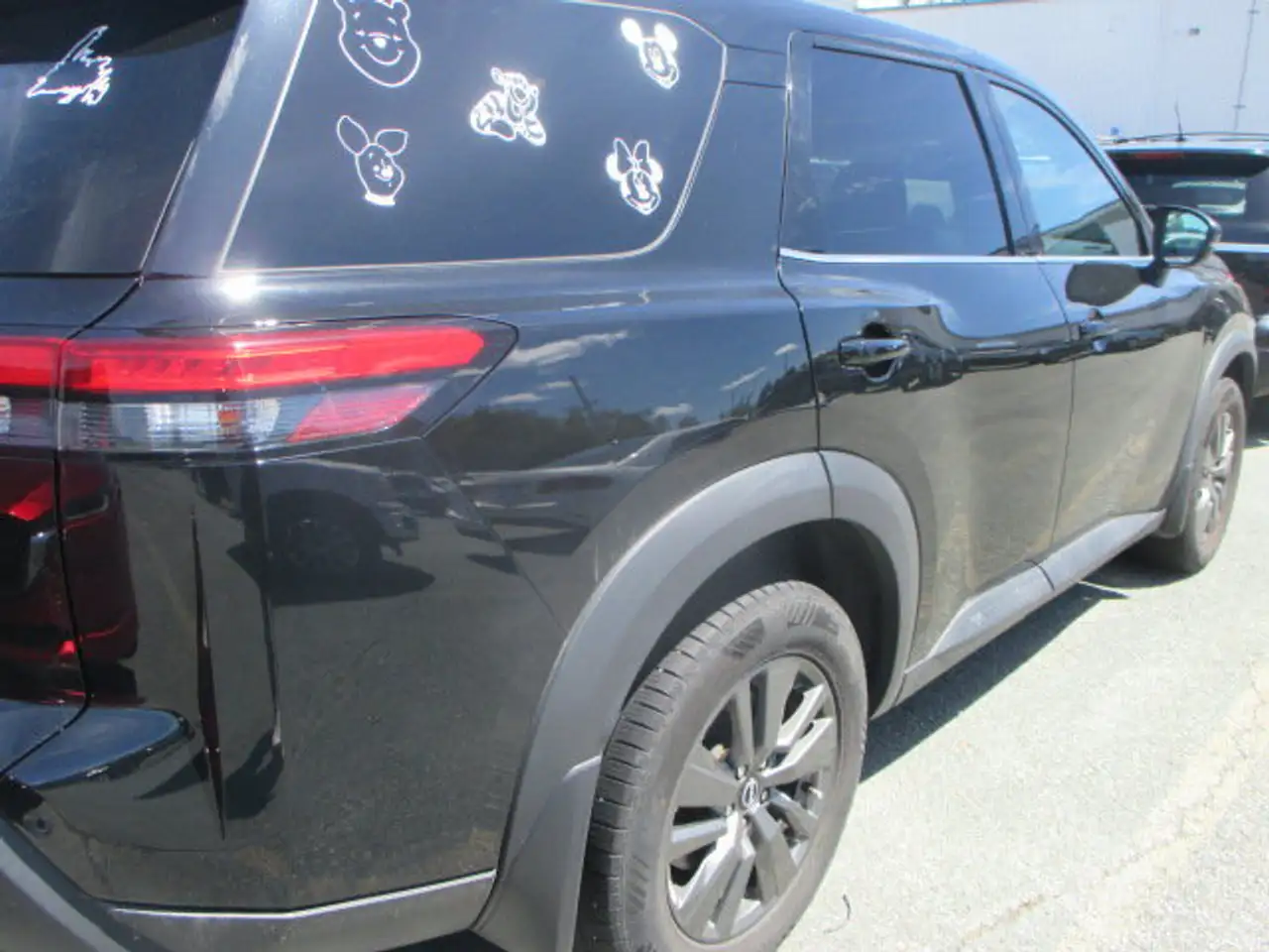Nissan Pathfinder photo Nissan Pathfinder