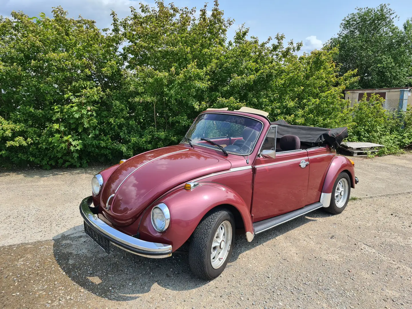 Volkswagen Käfer Cabrio 1303 LS, Karmann, Oldtimer Rot - 2