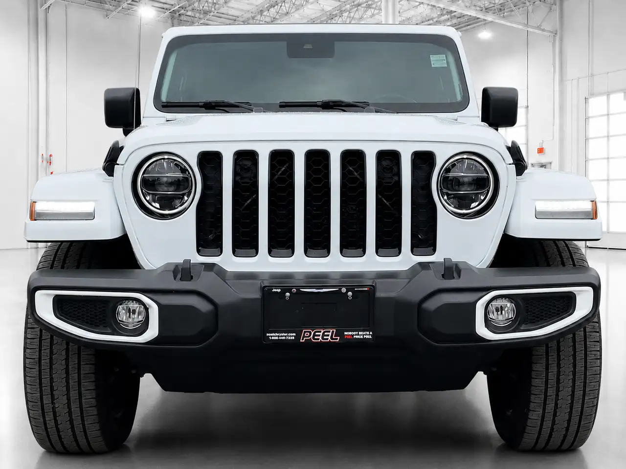Jeep Wrangler снимка Jeep Wrangler