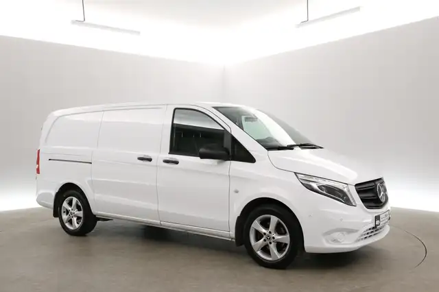 Mercedes-Benz Vito view 6
