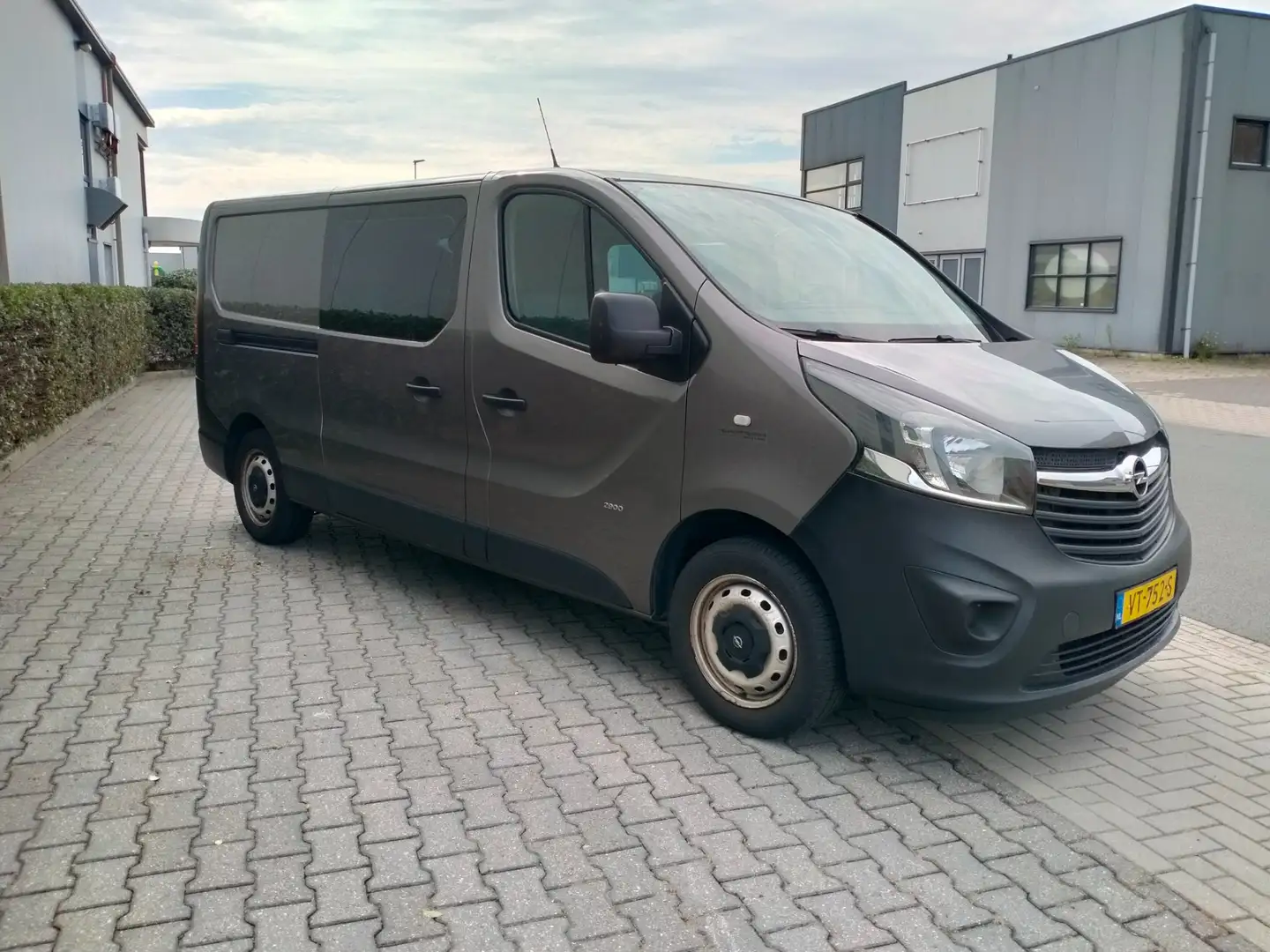 Opel Vivaro Vivaro 1.6 CDTI L2H1 DCEdEc Grijs - 2