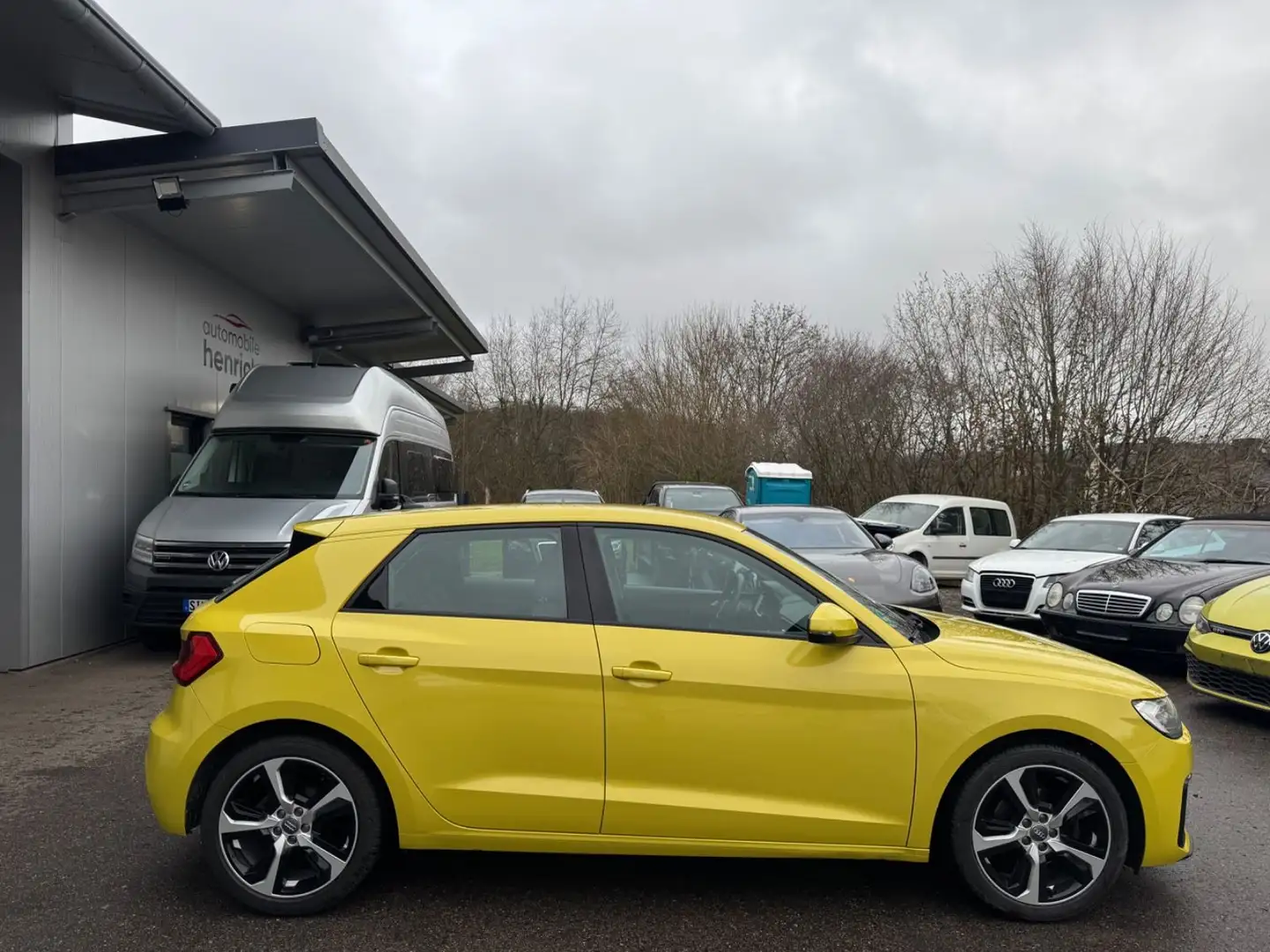 Audi A1 Sportback 30 TFSI advanced,Virtual,LED,Navi, Gelb - 2