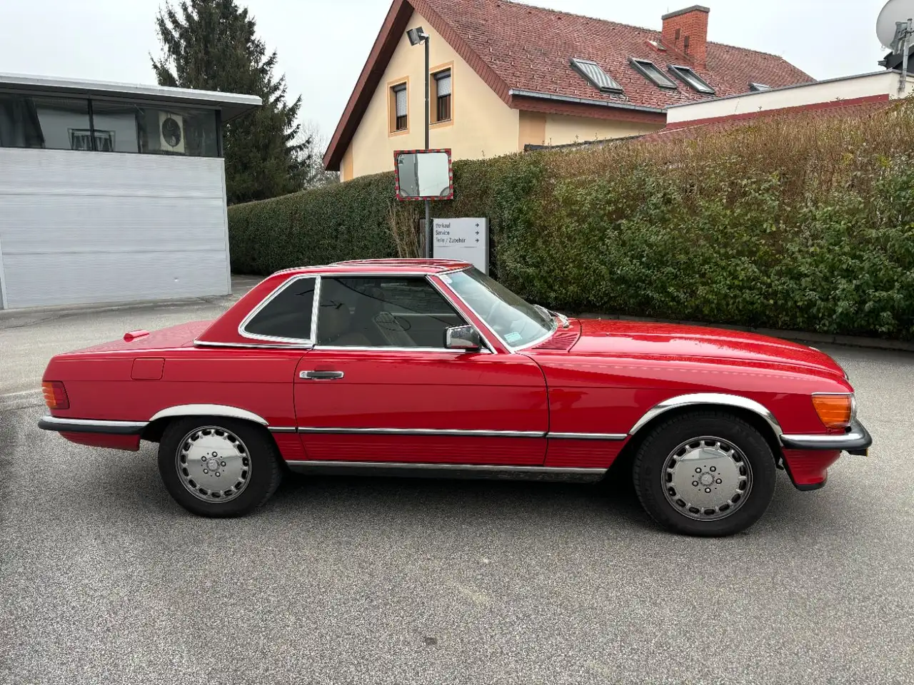 Mercedes-Benz 560 SL AUT, foto 4