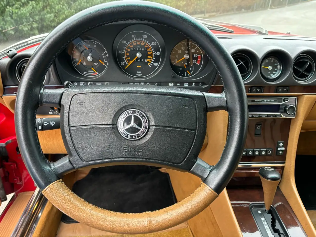 Mercedes-Benz 560 SL AUT, foto 8