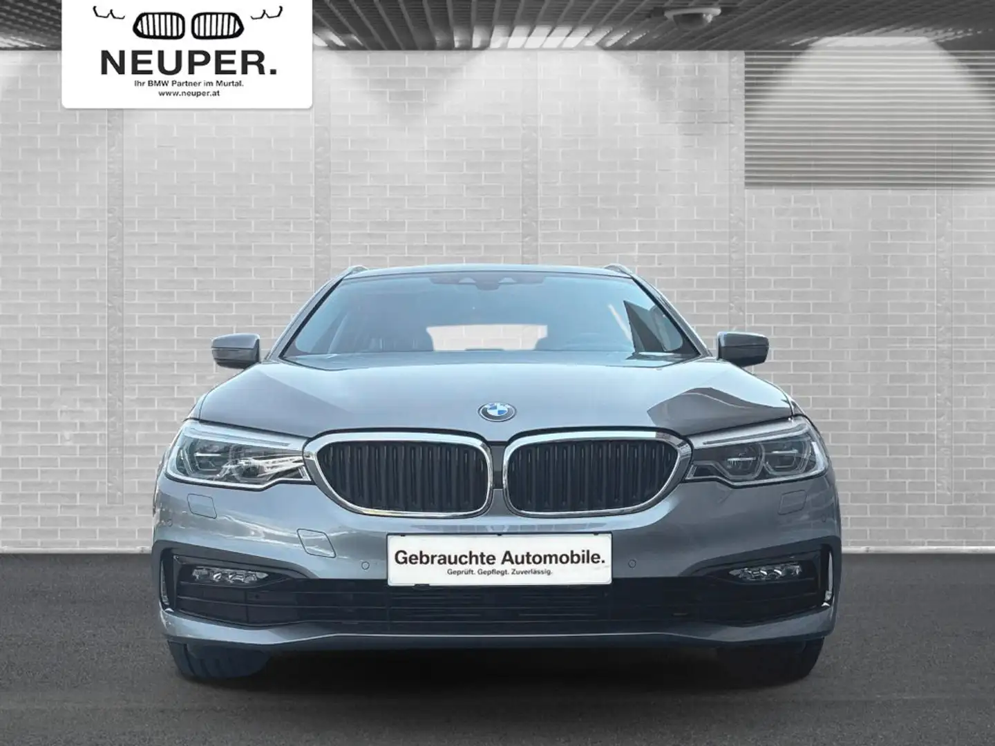 BMW 530 530d xDrive Blau - 2