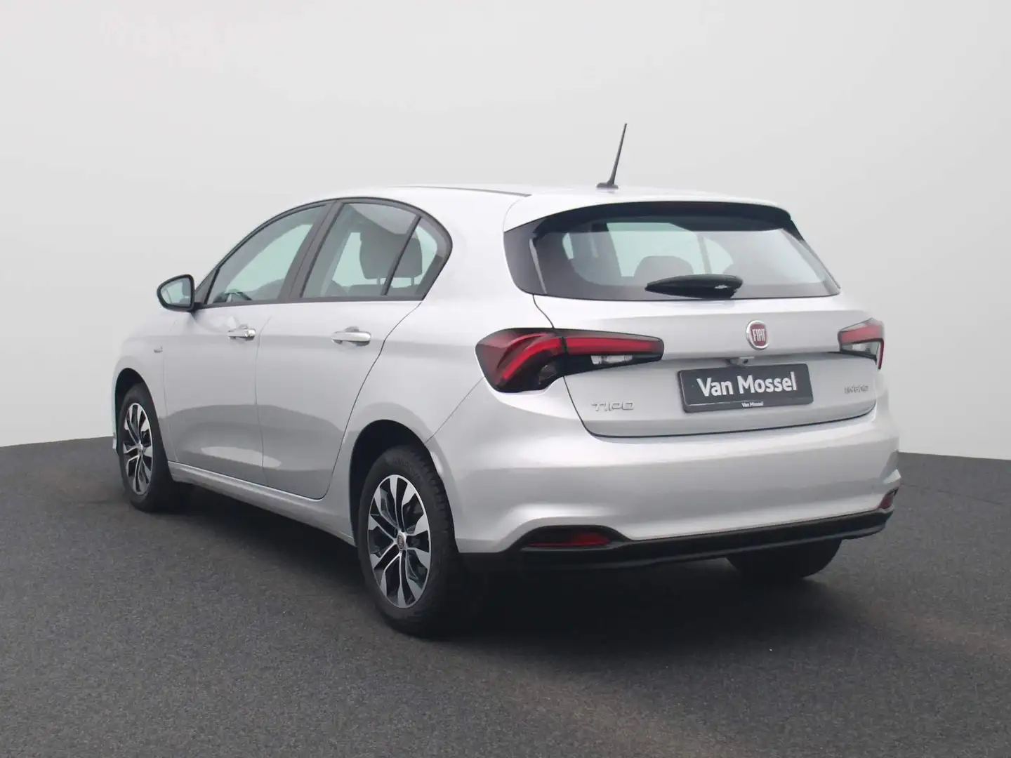 Fiat Tipo Hatchback 1.5 Hybrid City STOCK ACTIE ! | Navi | C Gris - 2