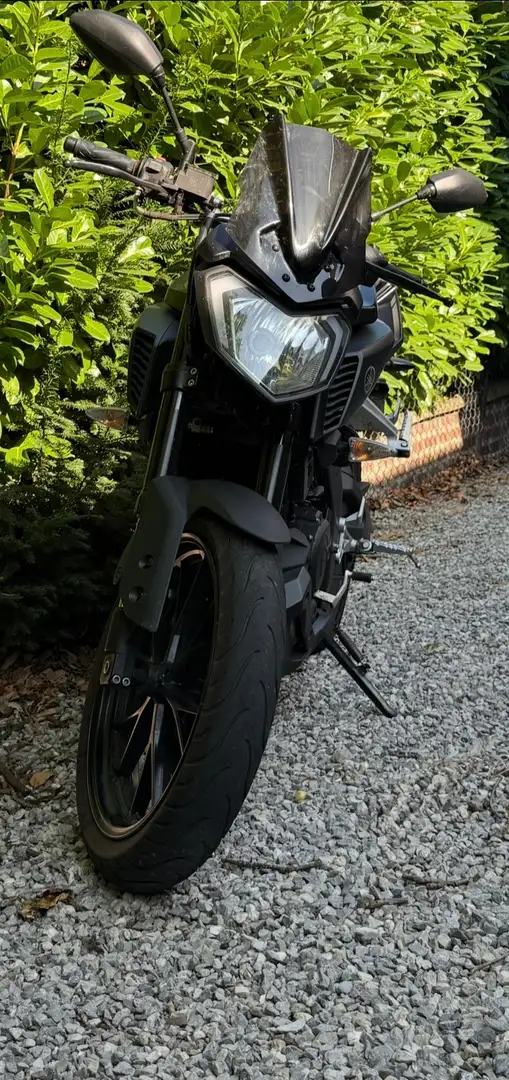 Yamaha MT-125 Noir - 2