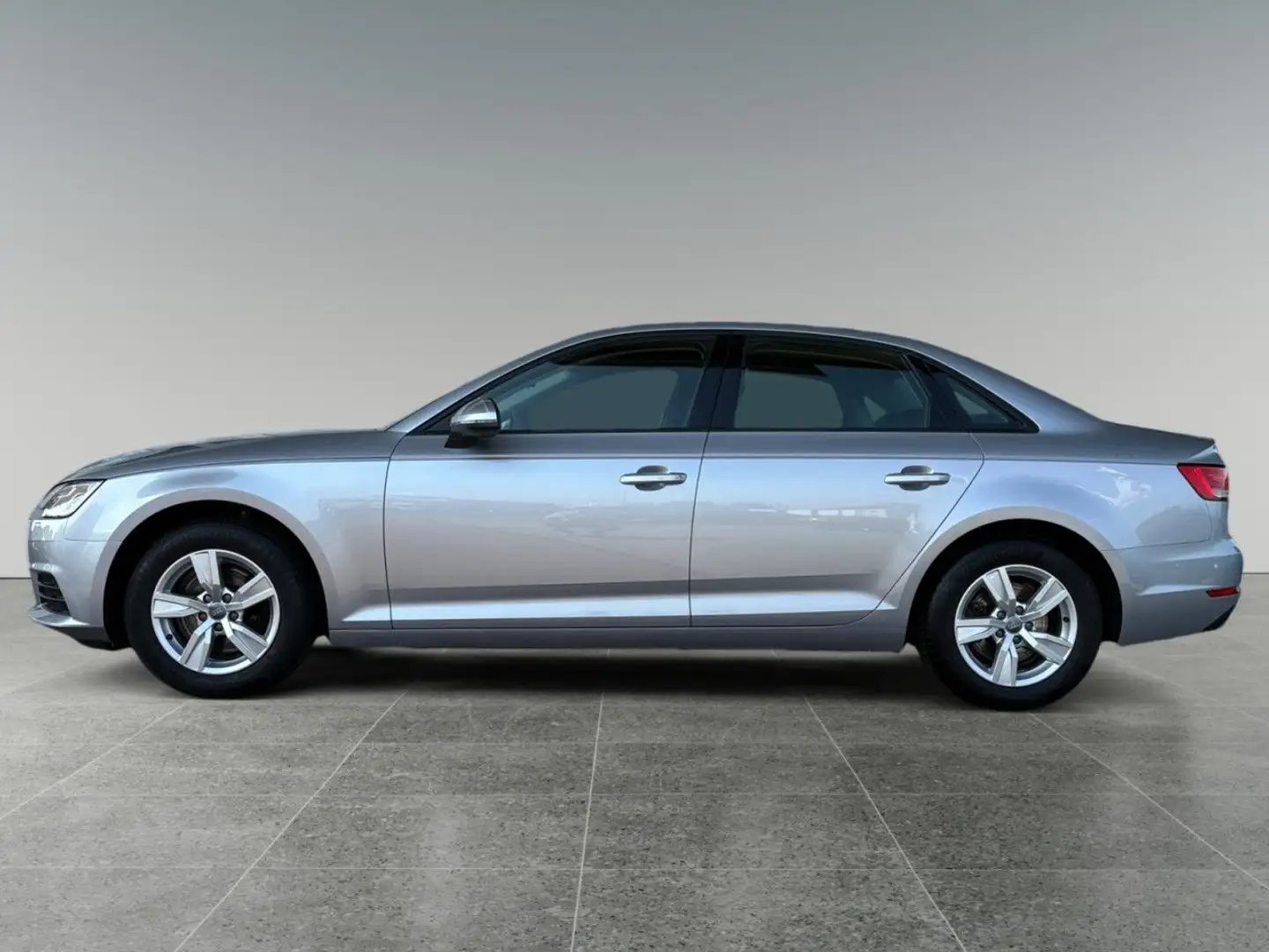 Audi A4 35 TFSI Xenon Klima EPH Bluetooth Einparkhilfe Argent - 2