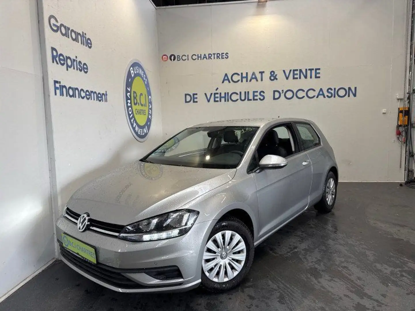 Volkswagen Golf VII 1.0 TSI 115CH BLUEMOTION TRENDLINE 3P Grigio - 1