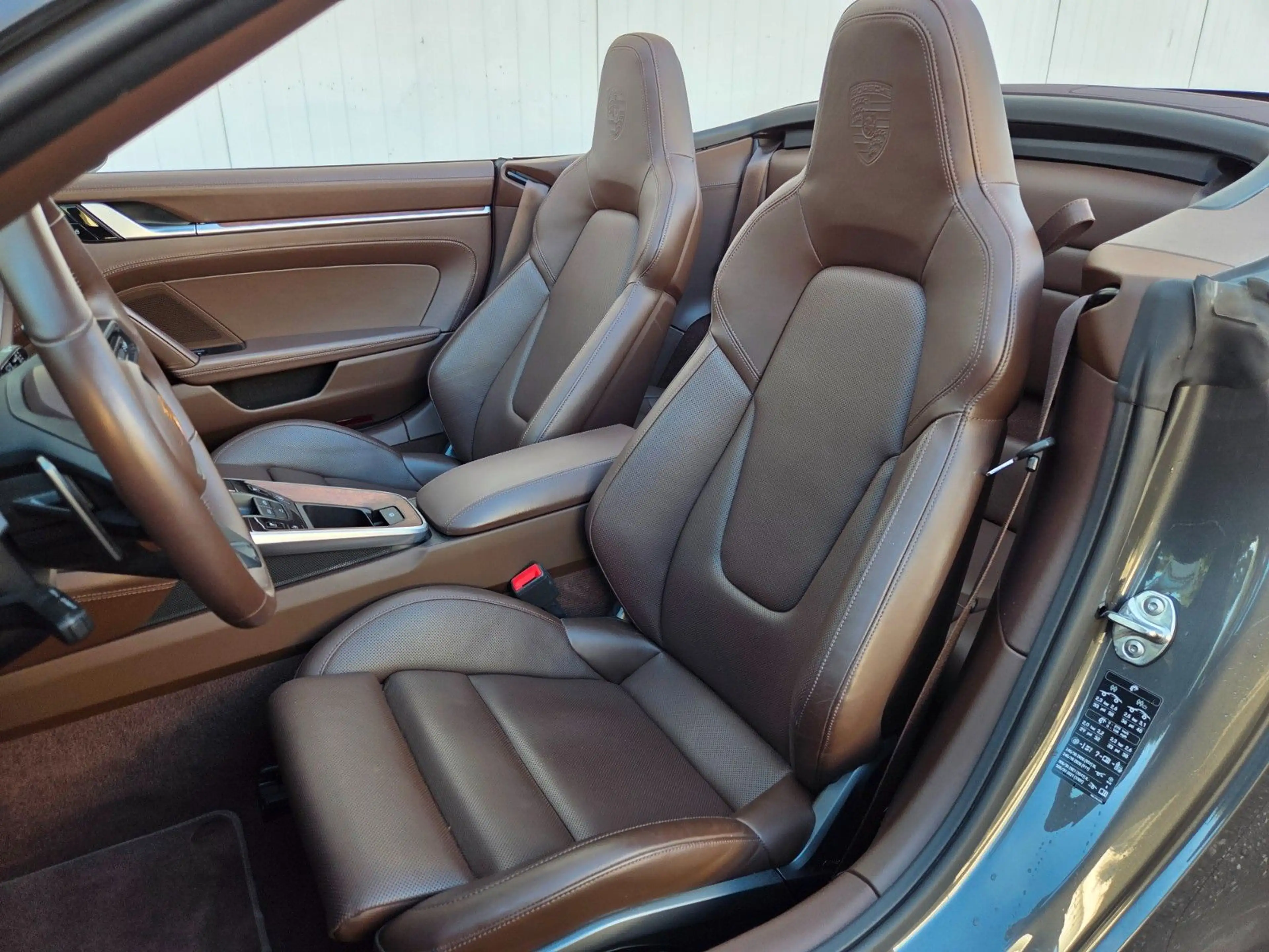 Porsche 911 / 992 Carrera 4S Cabrio — photo 5