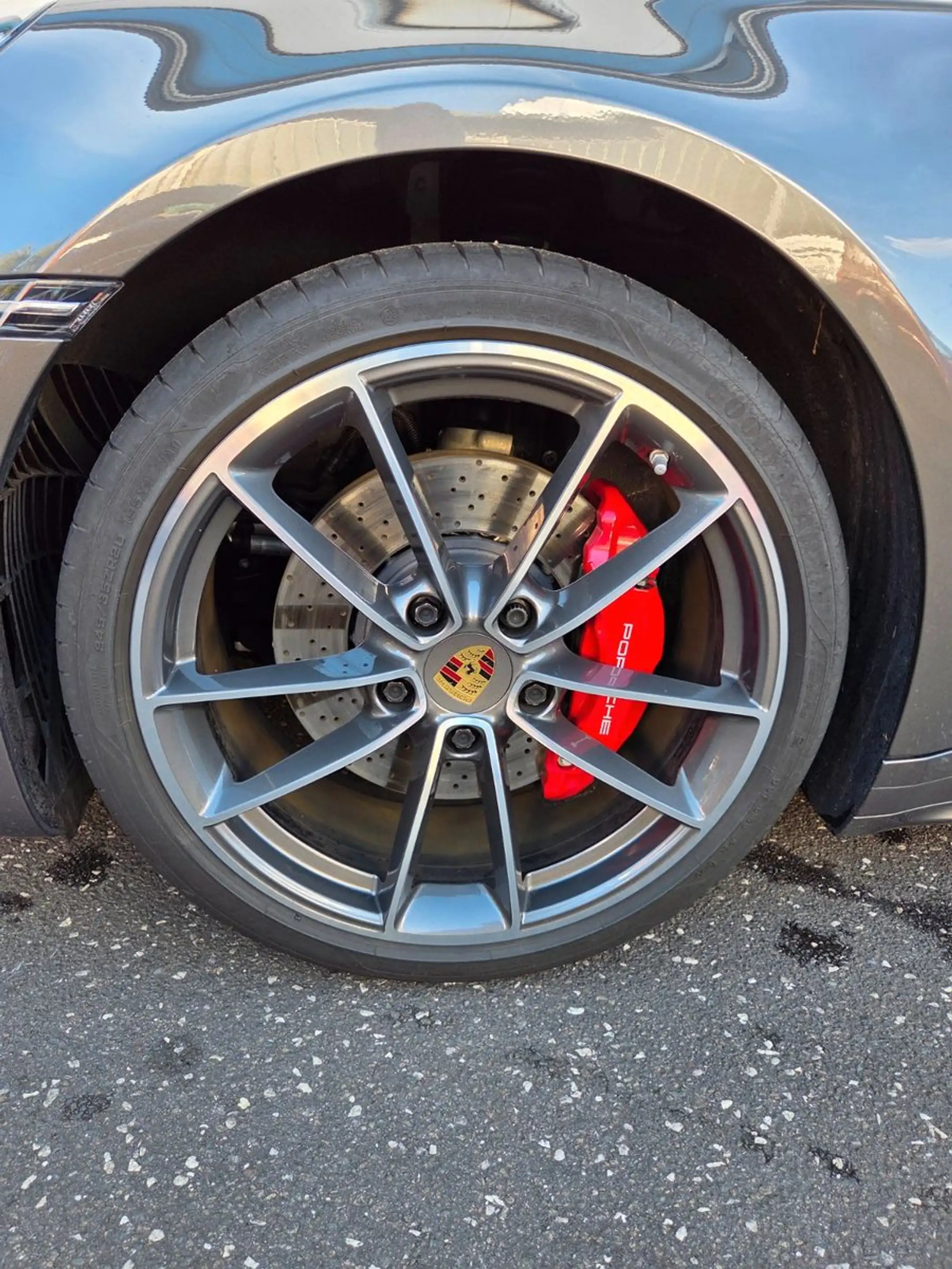 Porsche 911 / 992 Carrera 4S Cabrio — photo 7