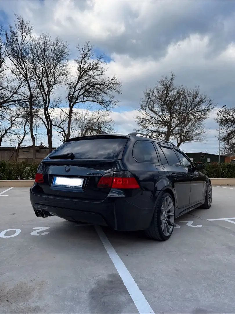 BMW 545 545i Touring - 2
