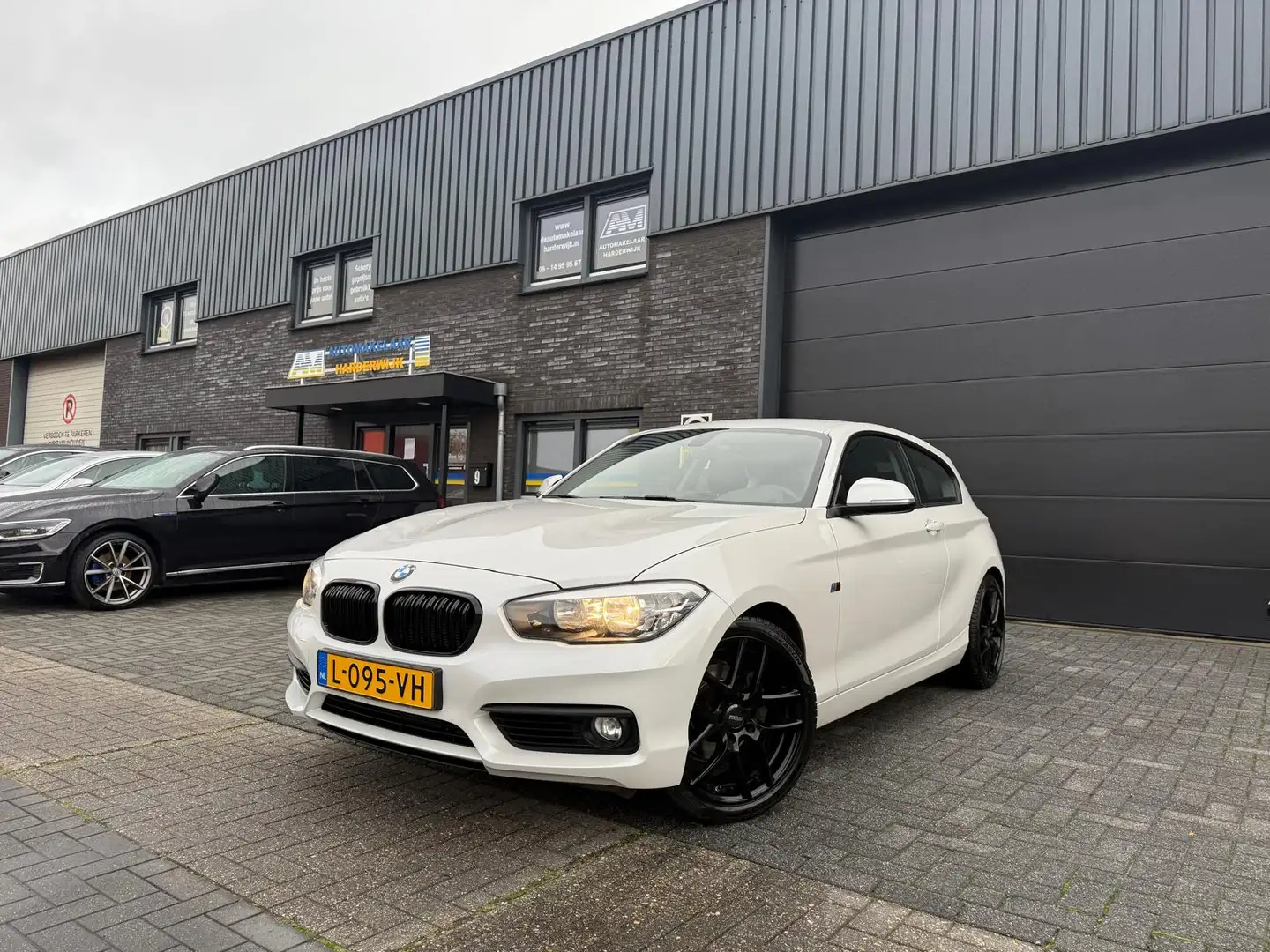 BMW 120 1-serie 120i M Sport | 1E EIGENAAR | 12MND GARANTI Blanc - 2
