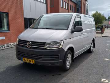 Volkswagen Transporter L1 - 2.0 TDI - 150PK DSG Automaat Standkachel Stoelverwarming Laadruimte-verwarming